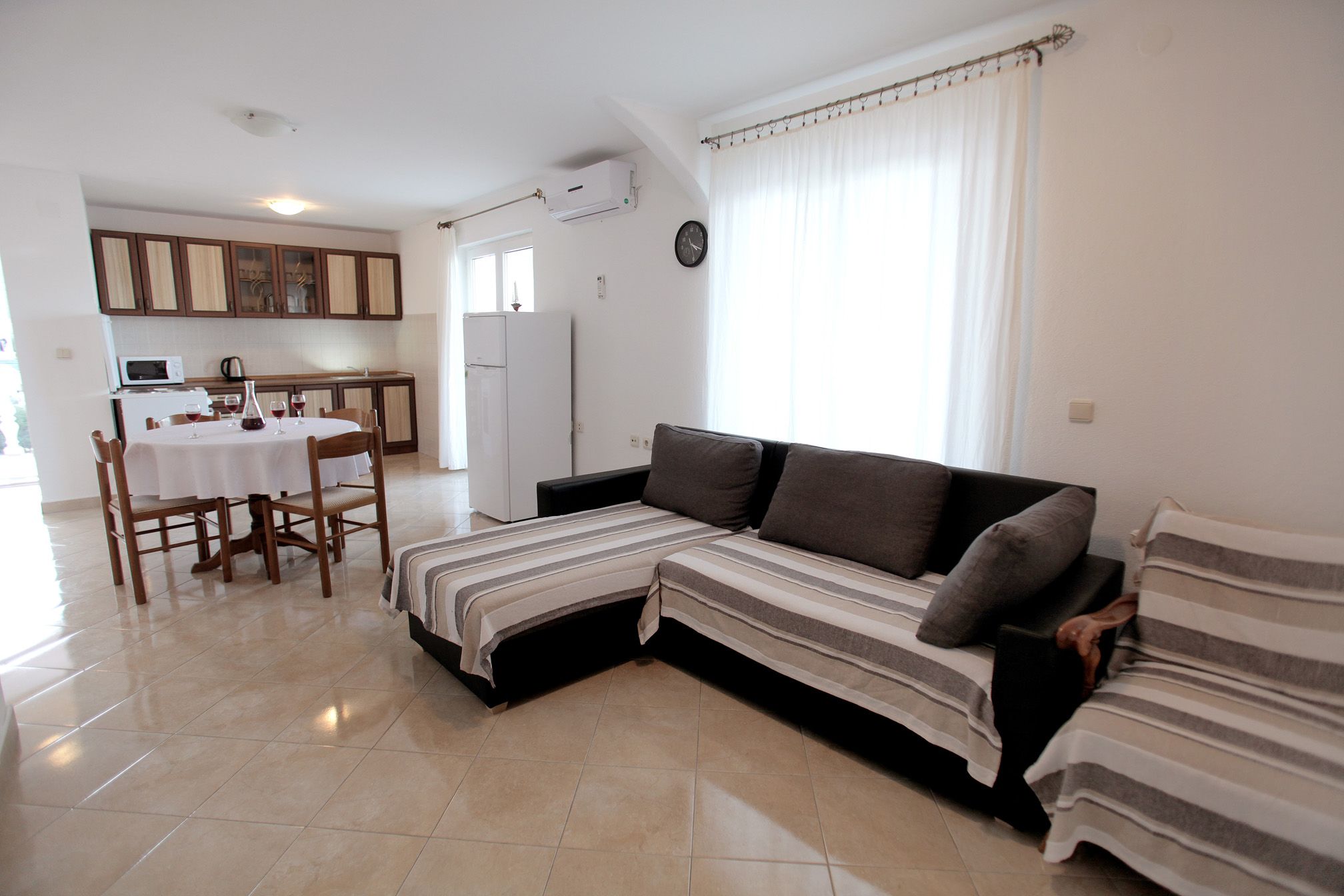 Apartments Iva 30731-A3