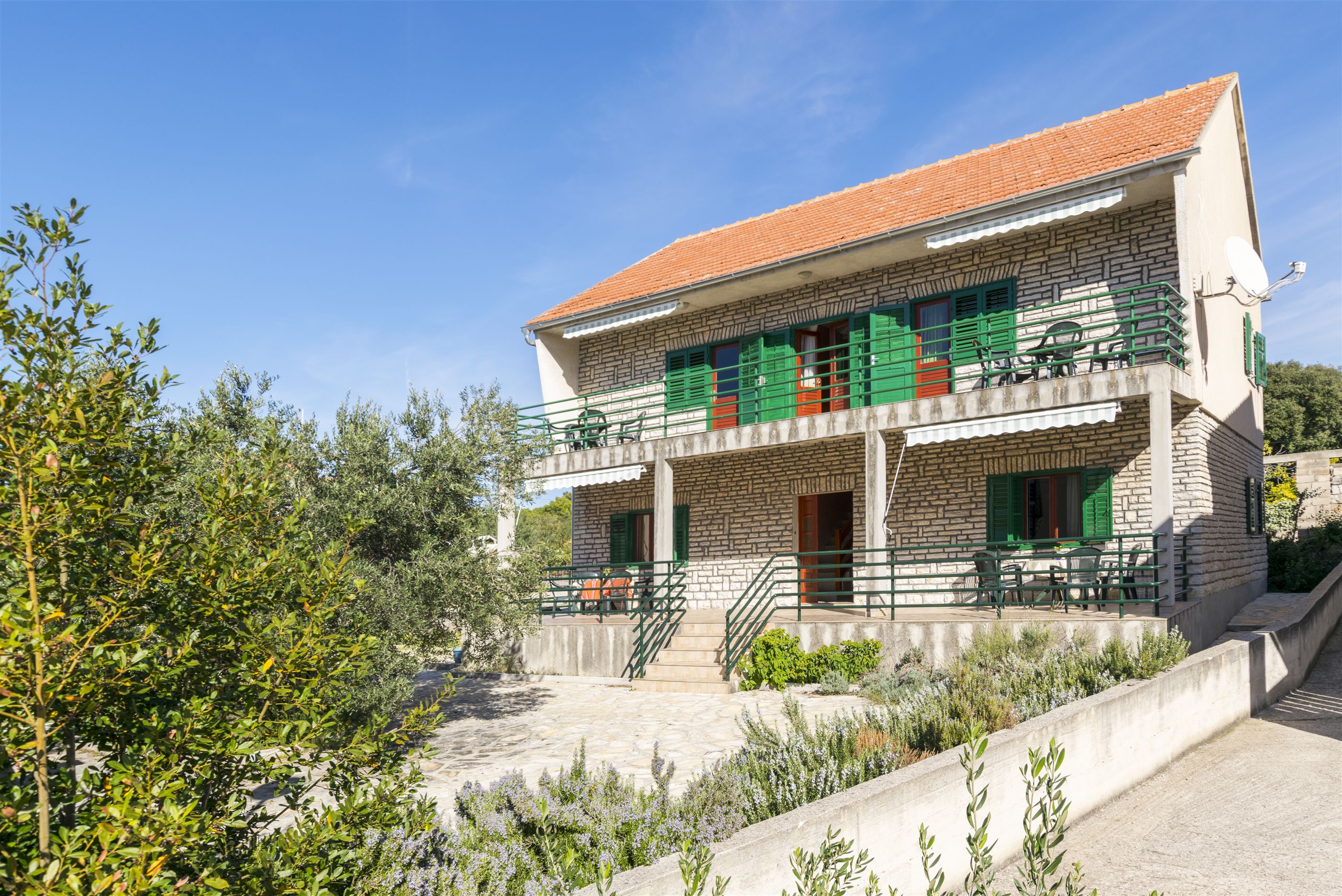 Apartments Albina 10631-A1