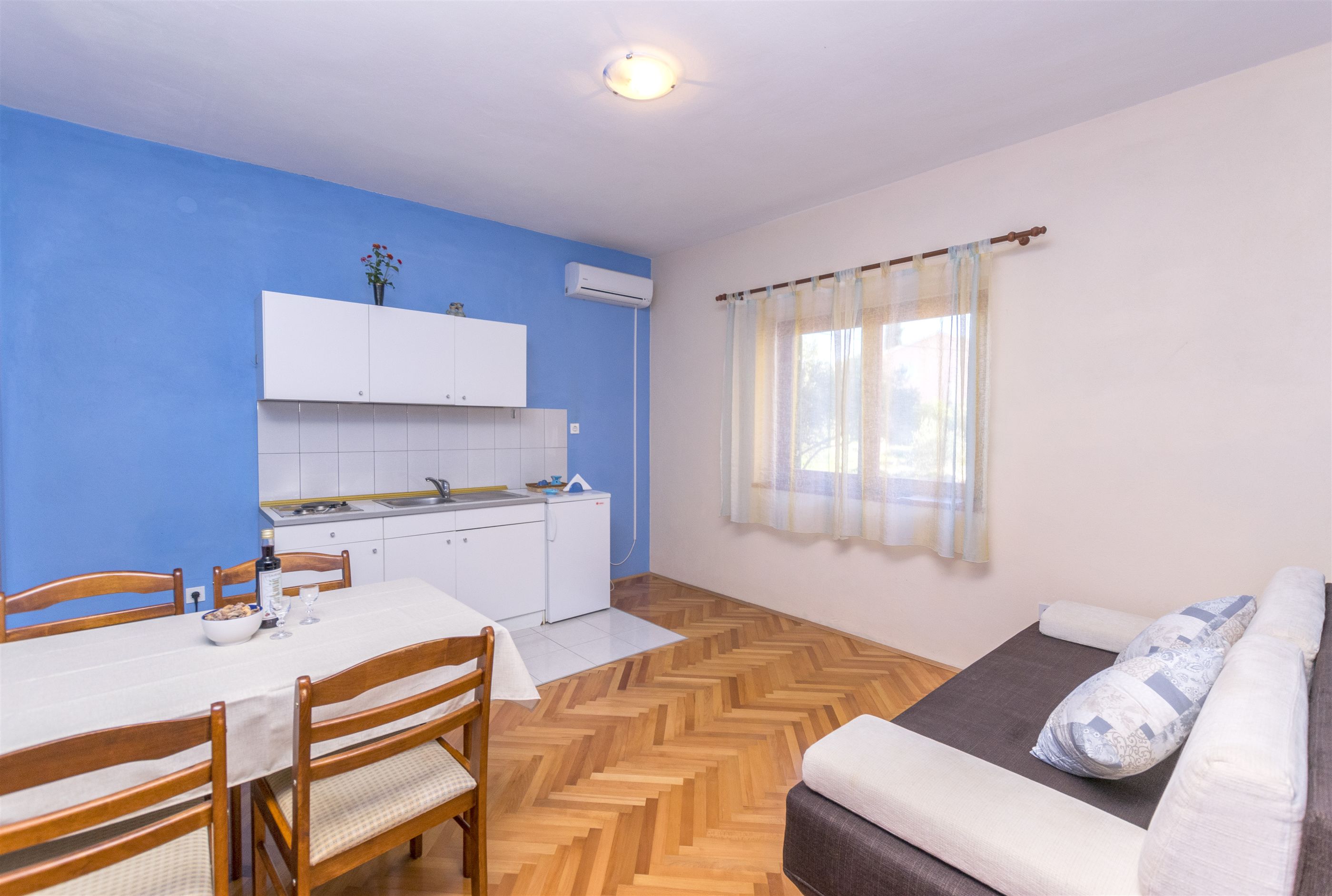 Apartments Albina 10631-A2