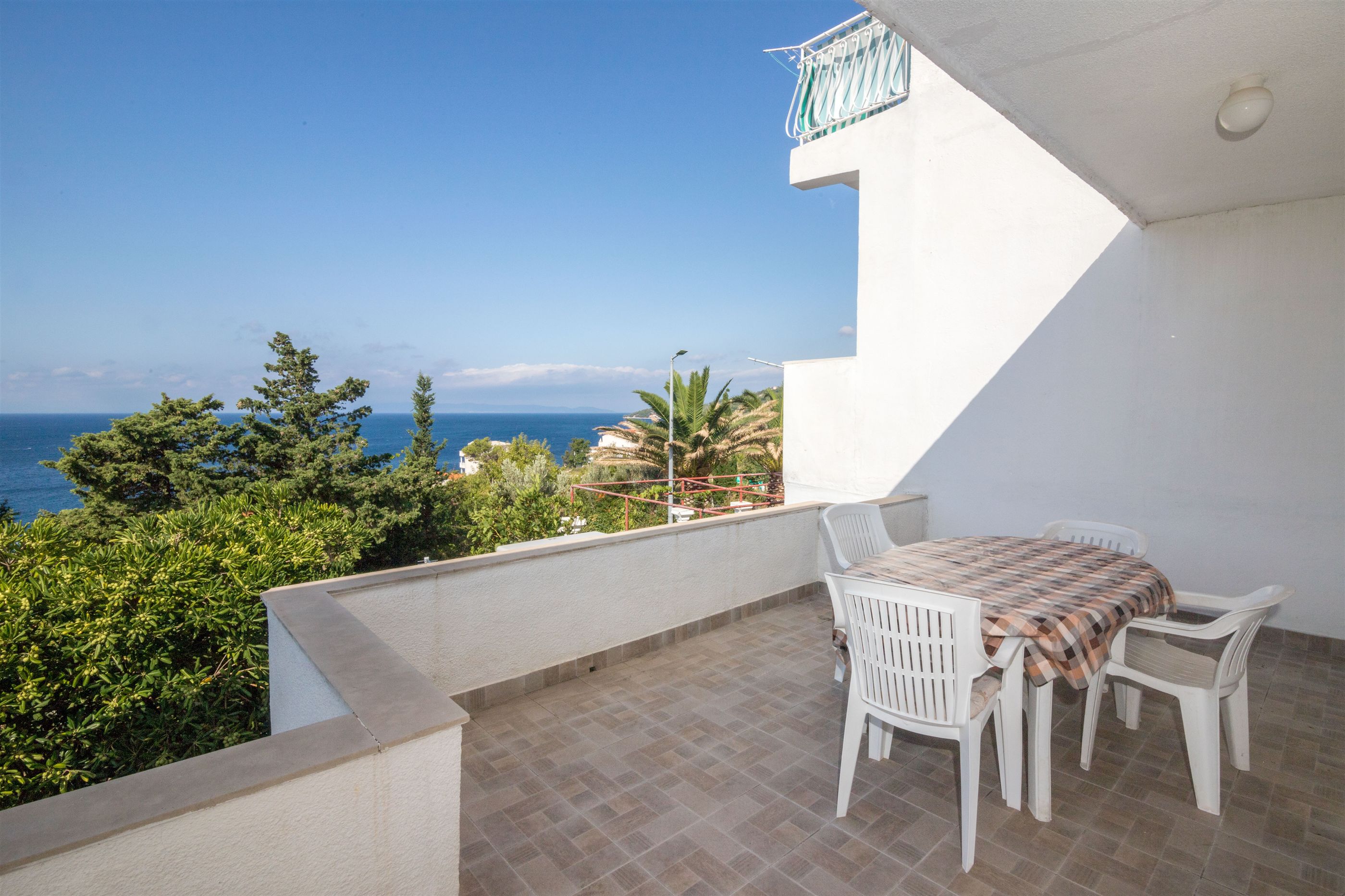 Apartments Ivan 32541-A2