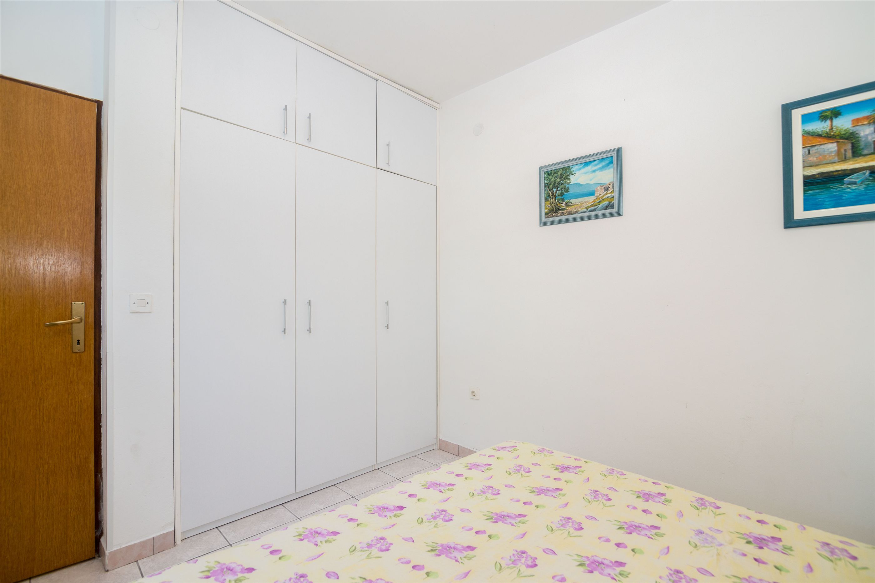 Apartments Ivan 32541-A1