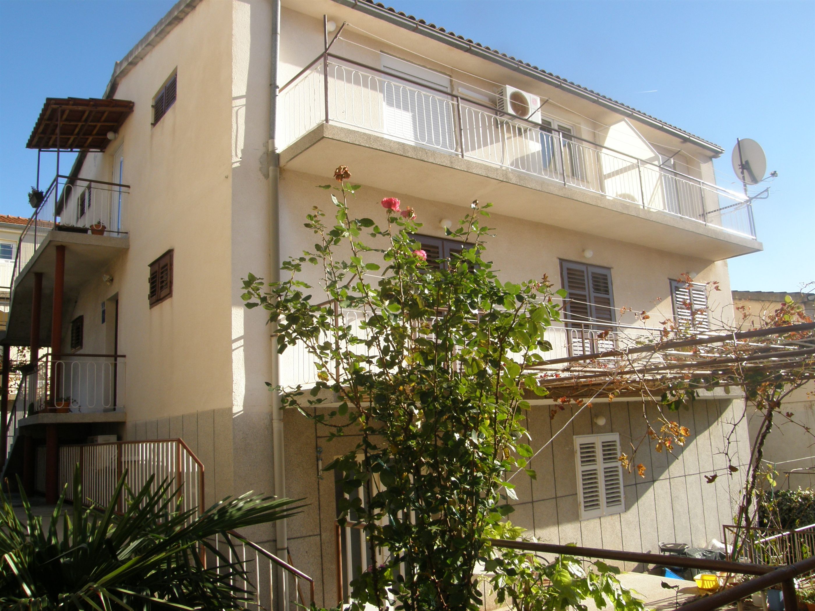Apartments Paško 15485-A2