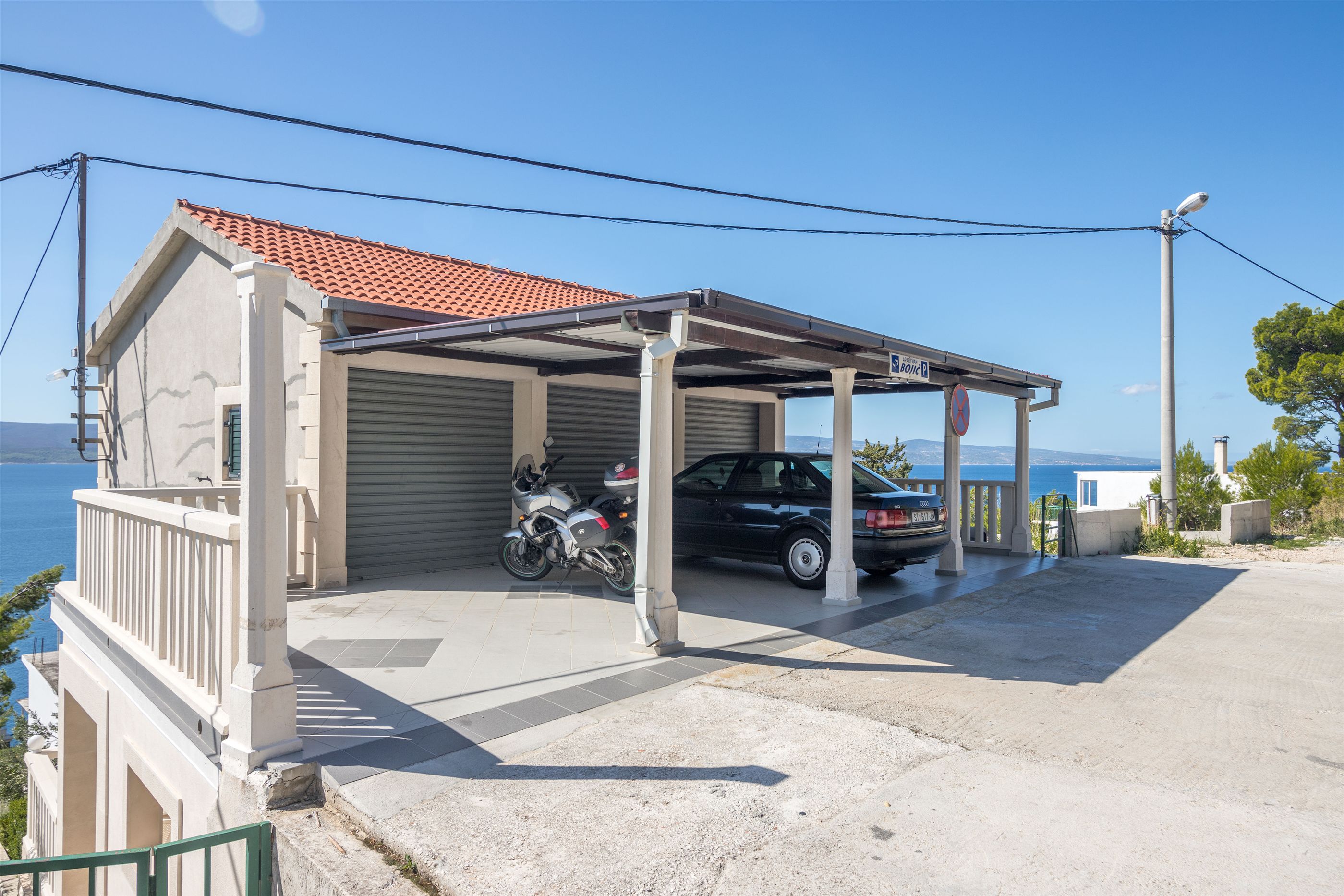 Apartments Djani 31111-A2