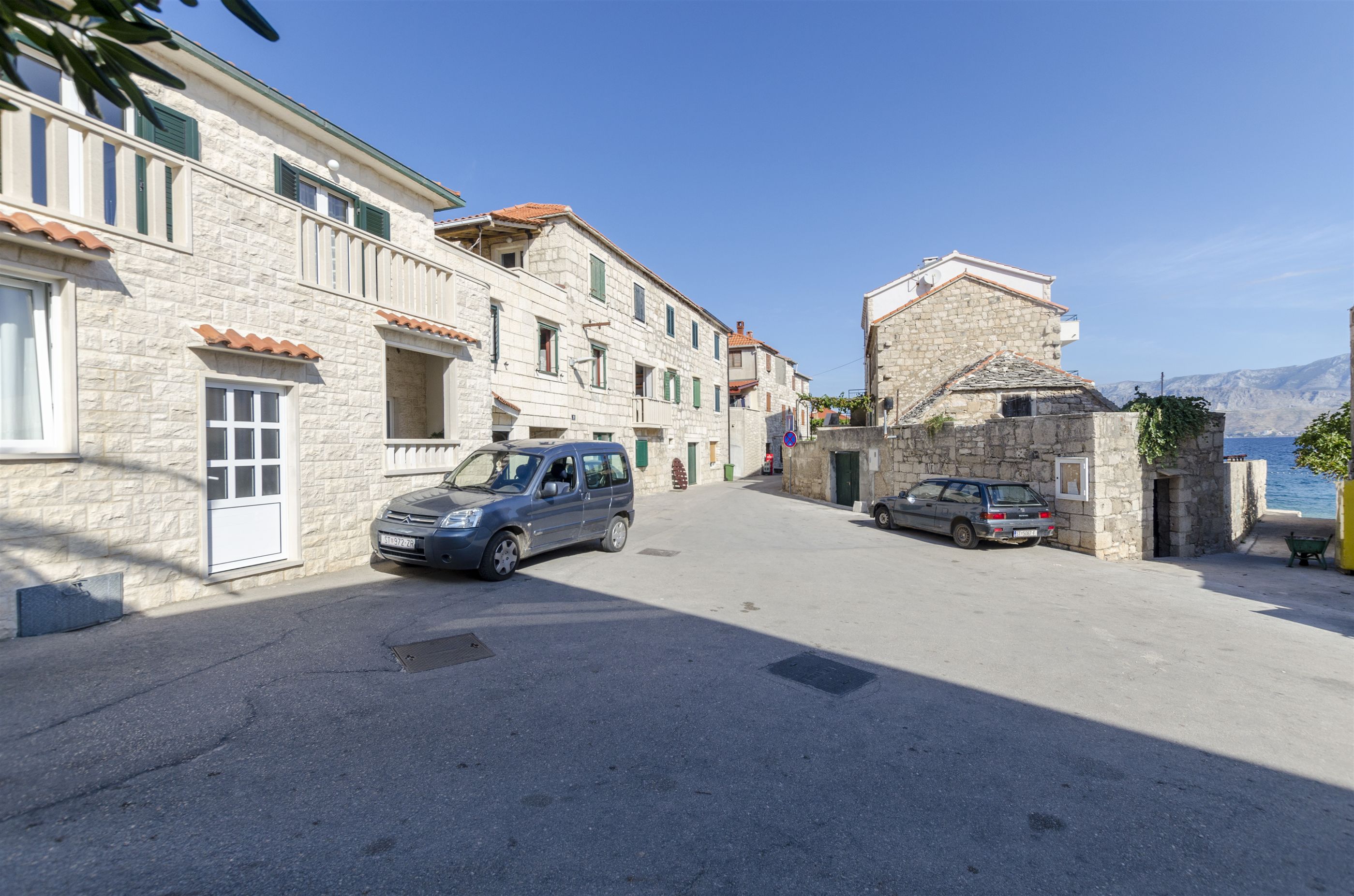 Apartments Mare 40831-A1