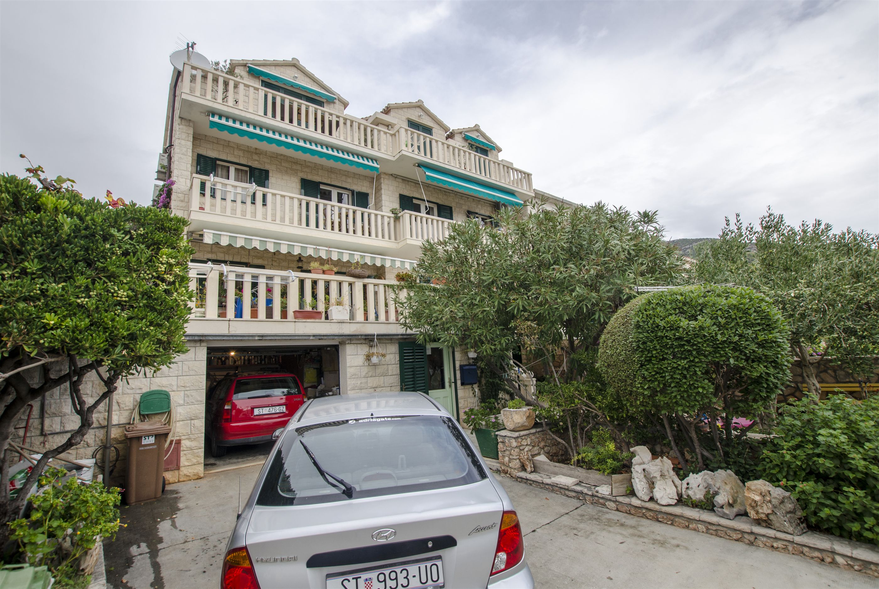 Apartment and Rooms Mate 38551-A1