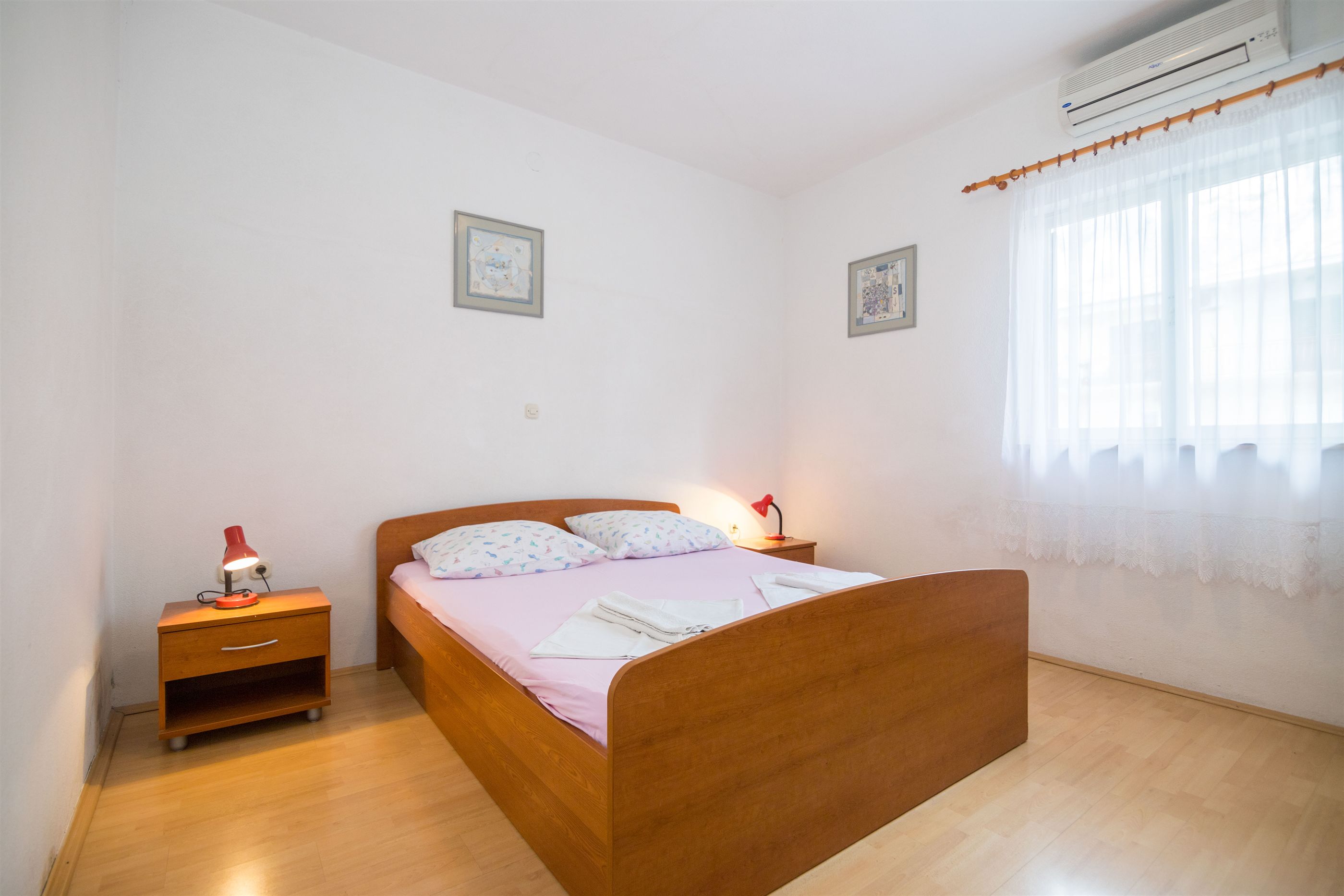Apartments Željko 36791-A3