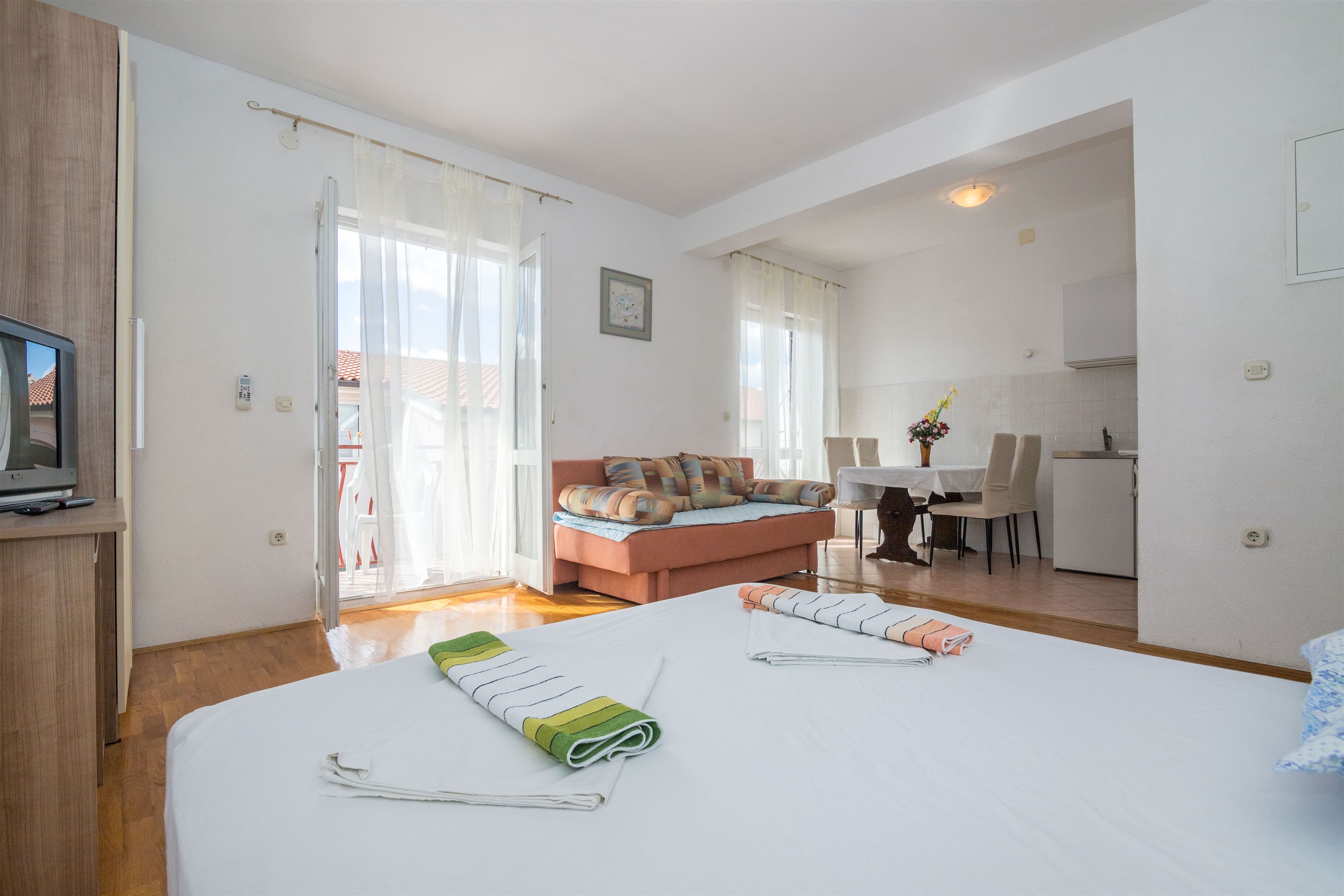 Apartments Željko 36791-A4