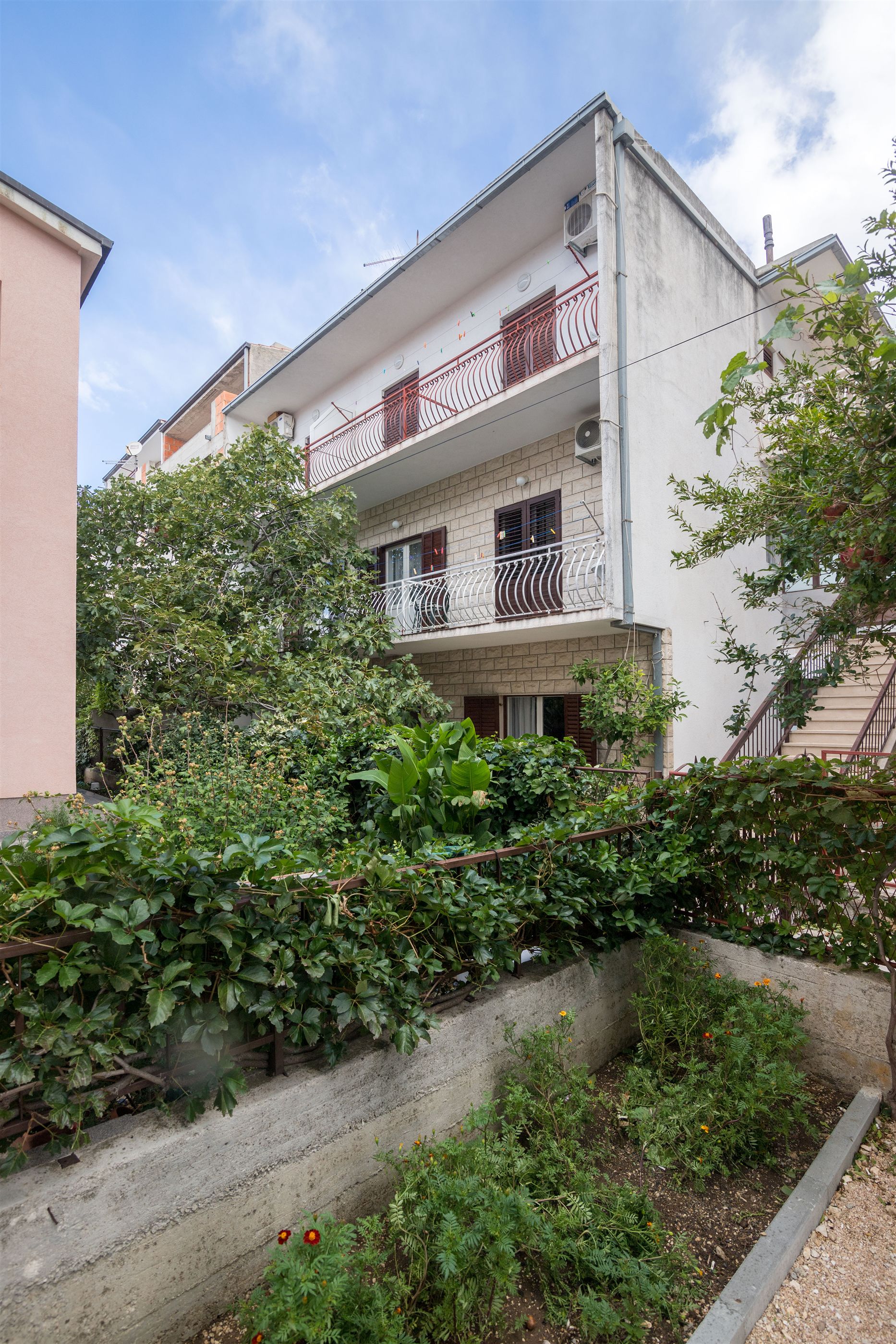Apartments Željko 36791-A1