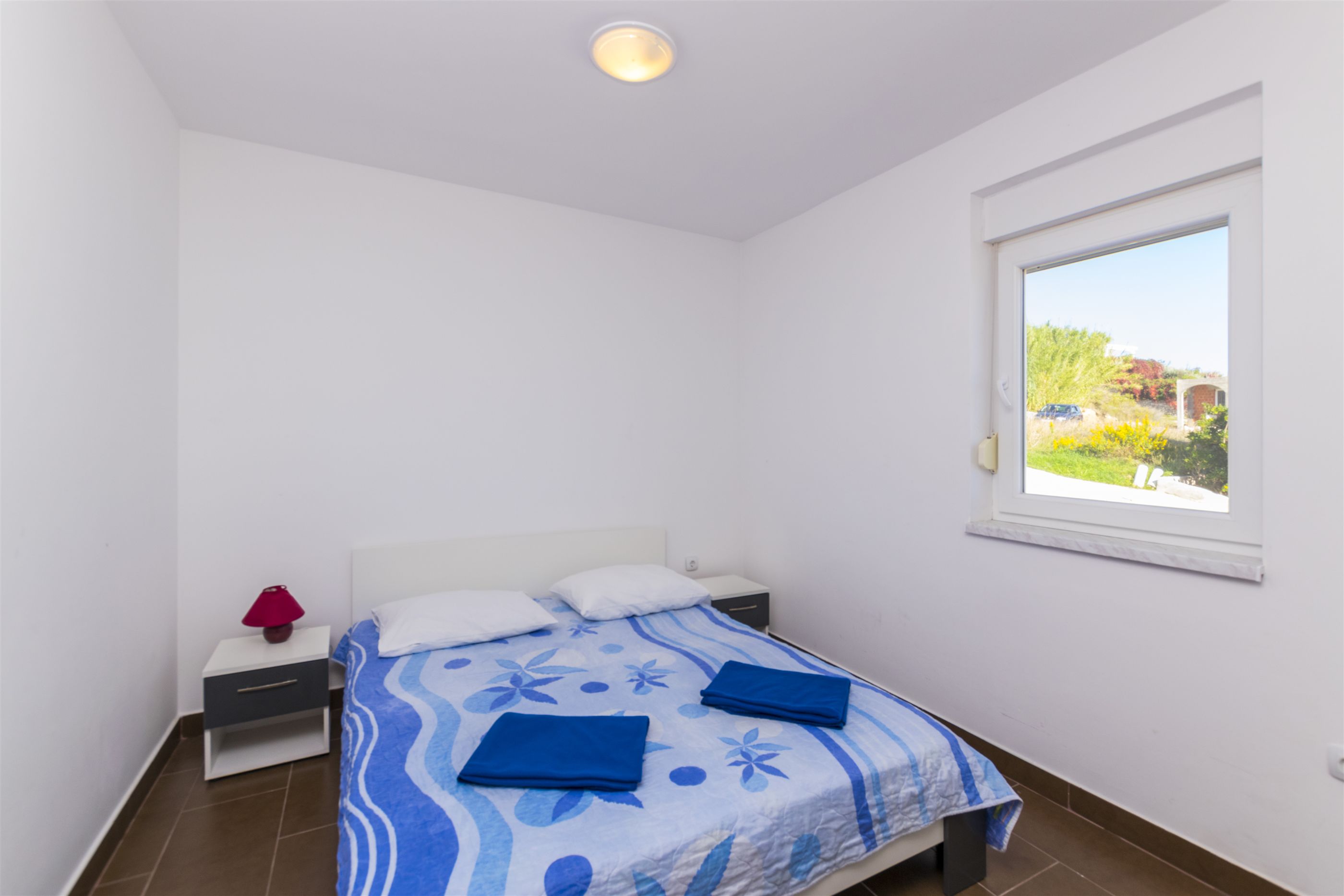 Apartments Beachfront Ante 28991-A2