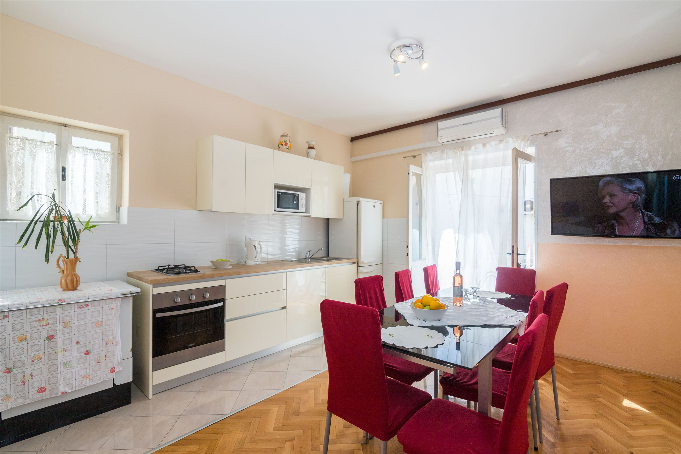 Apartments Željko 36791-A1