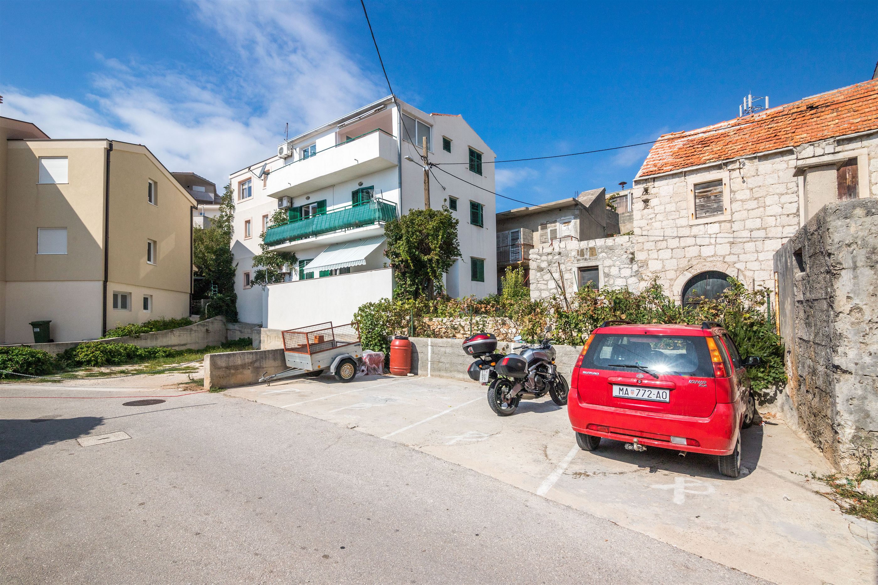 Apartments Tolj 37031-A1