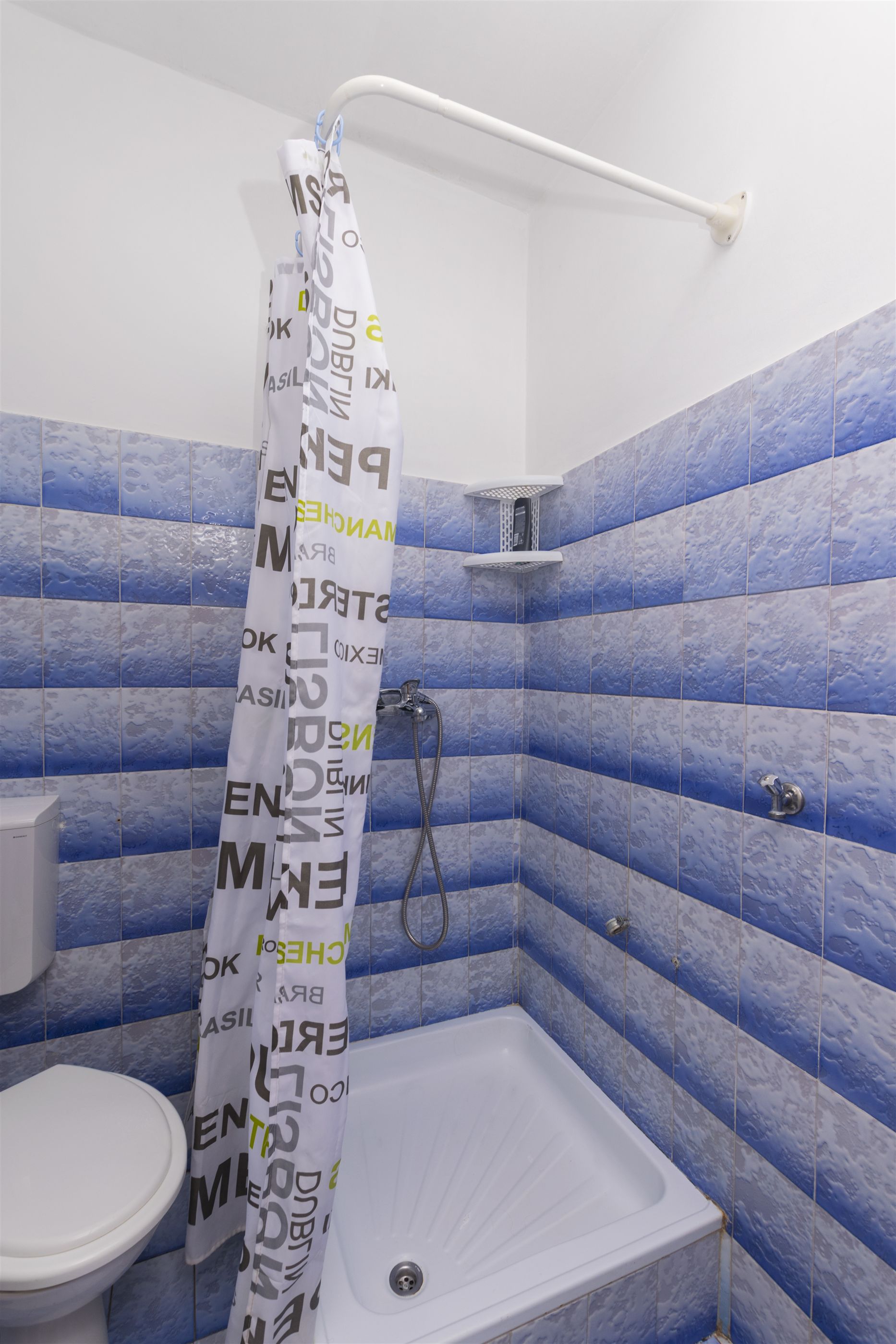 Apartment and Room Ivica 29951-S2