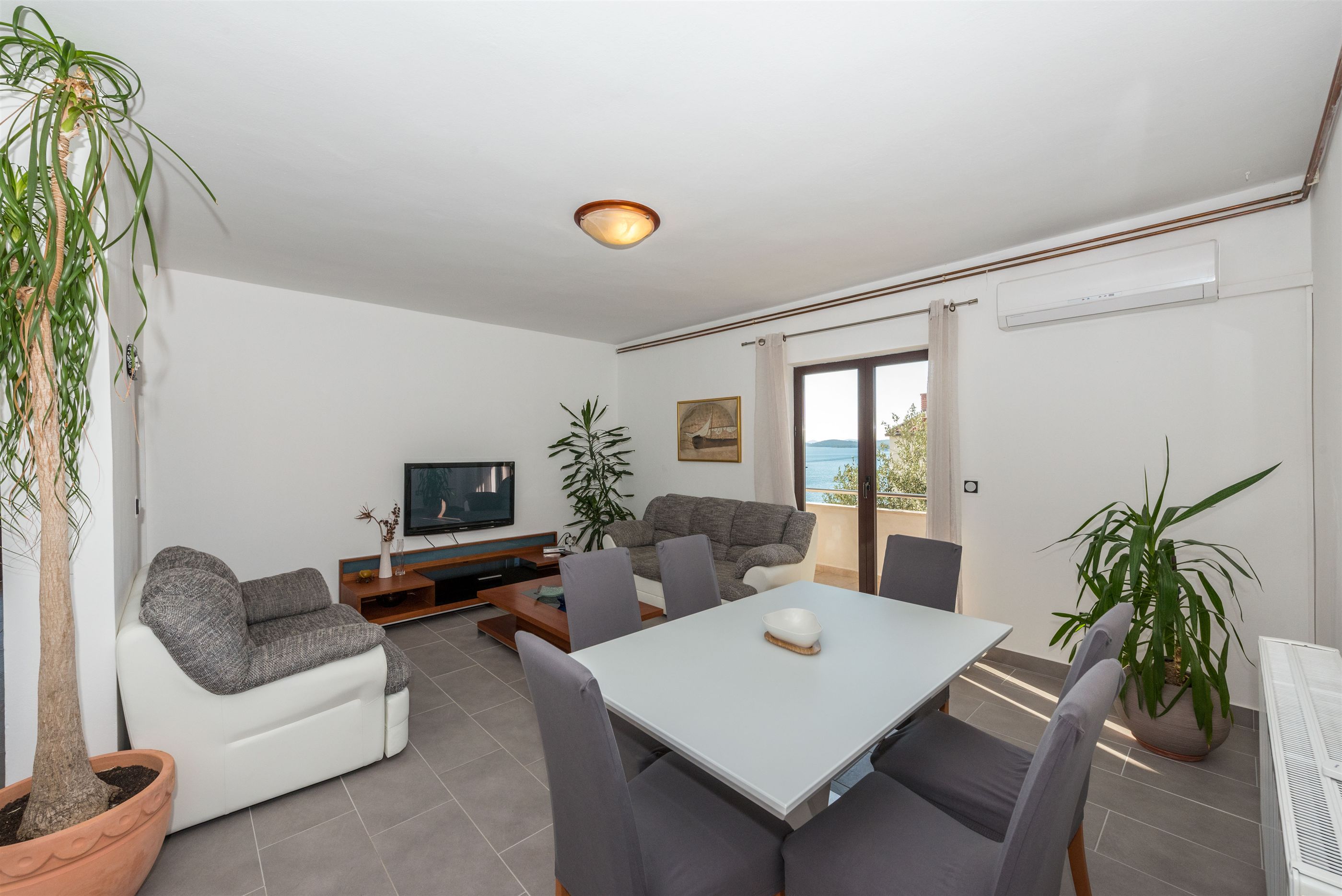 Apartments Snježana A1