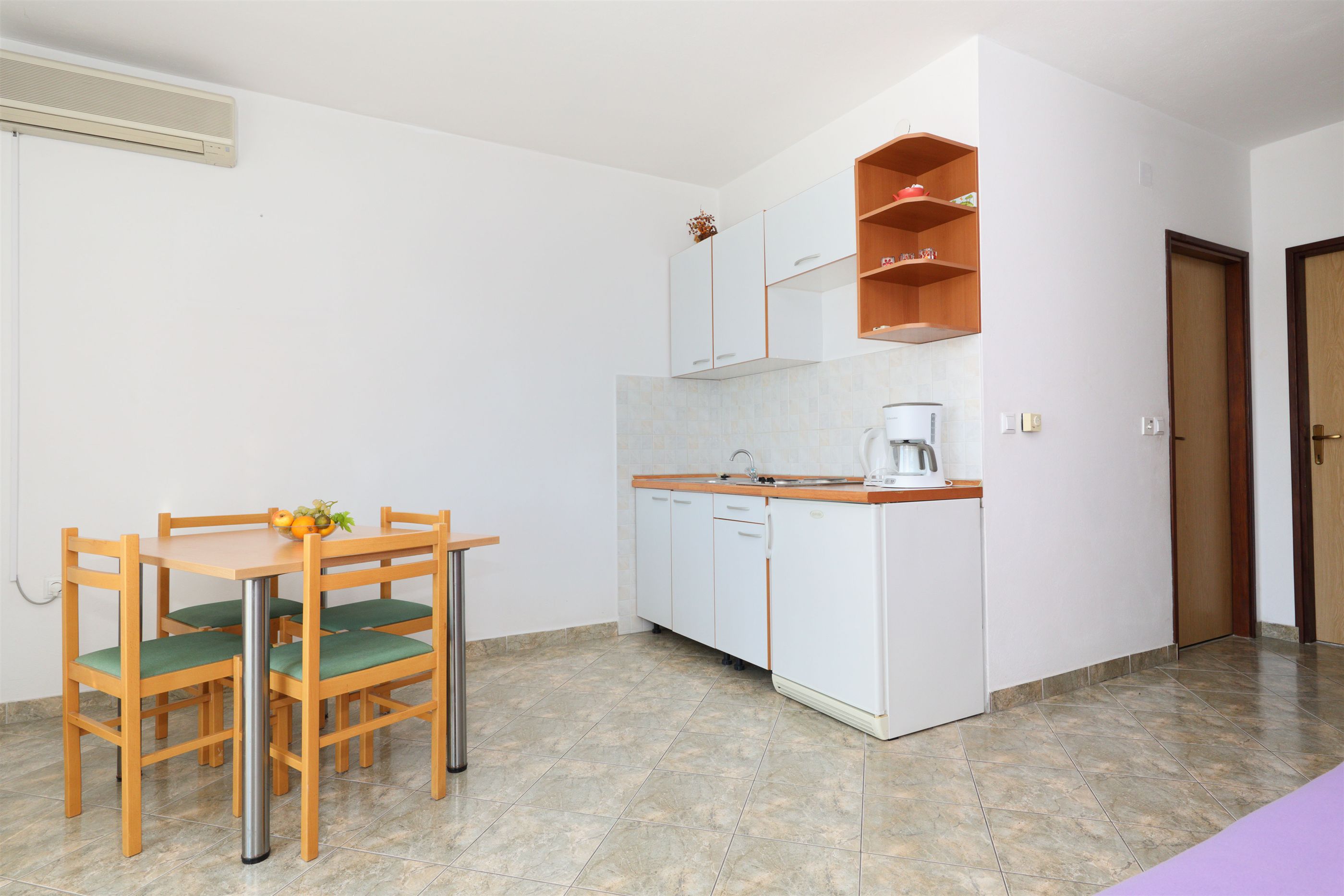 Apartments Snježana 23871-A2