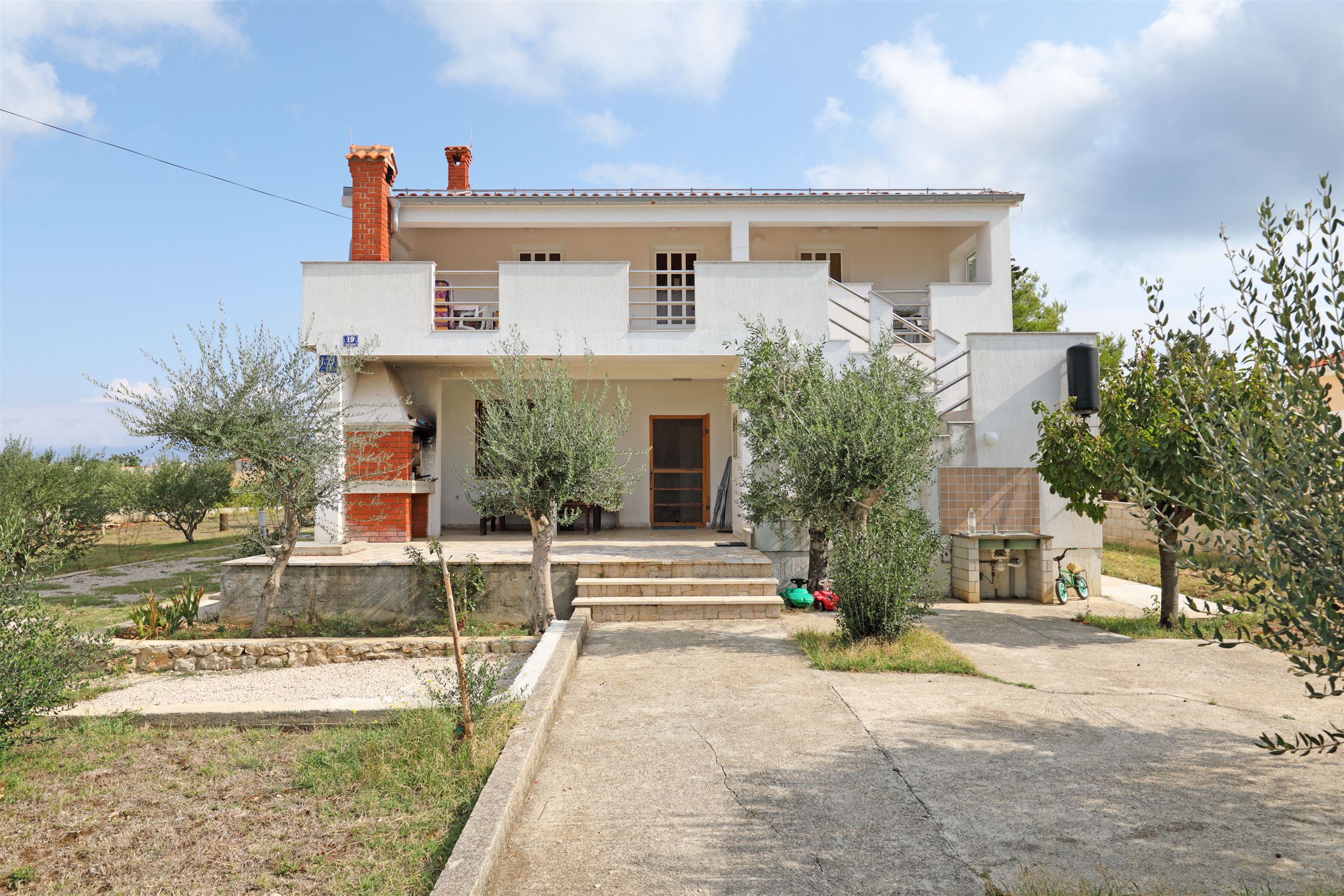 Apartments Ivan 35321-A1