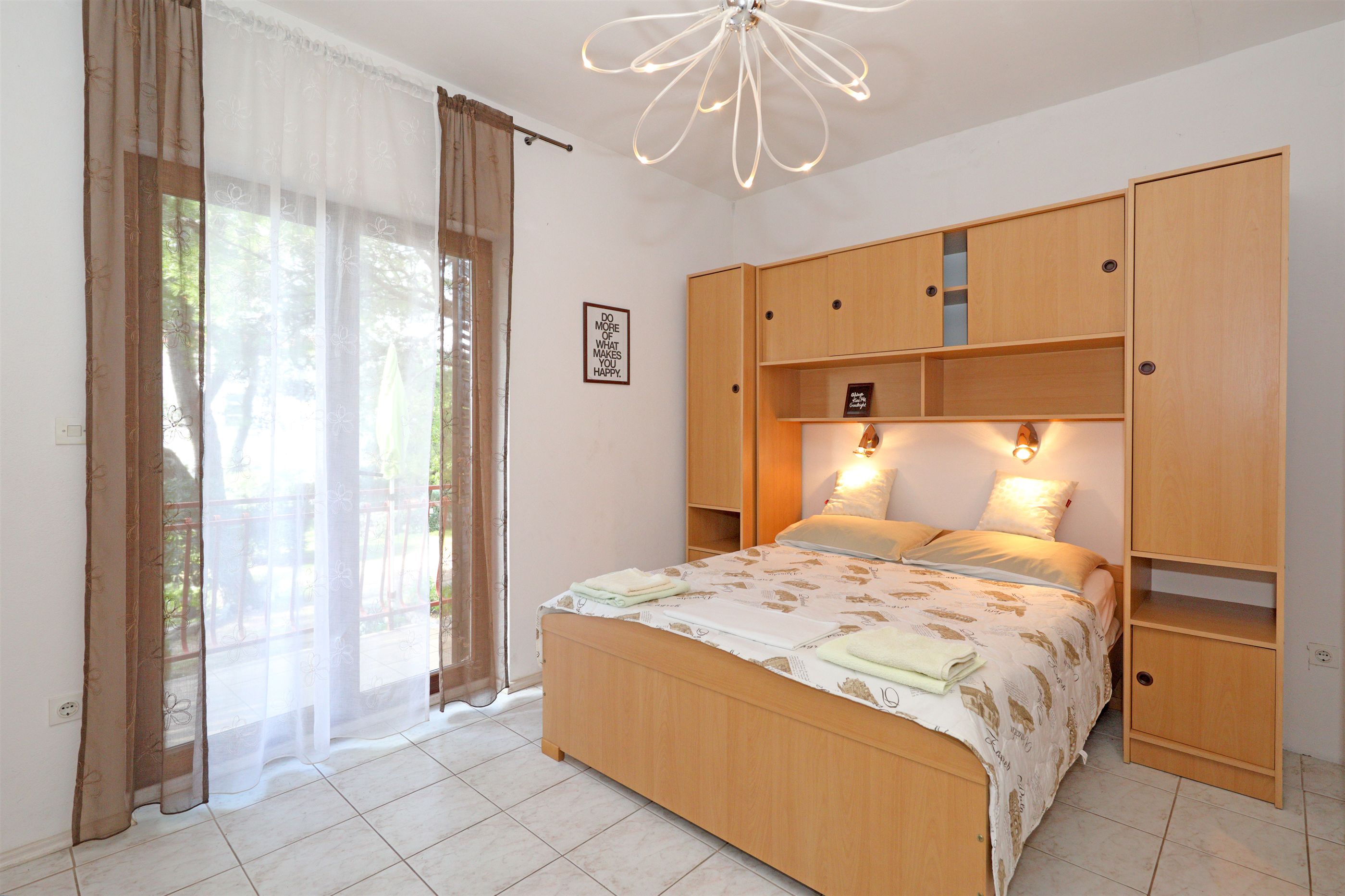 Rooms Jeriko 28681-S1