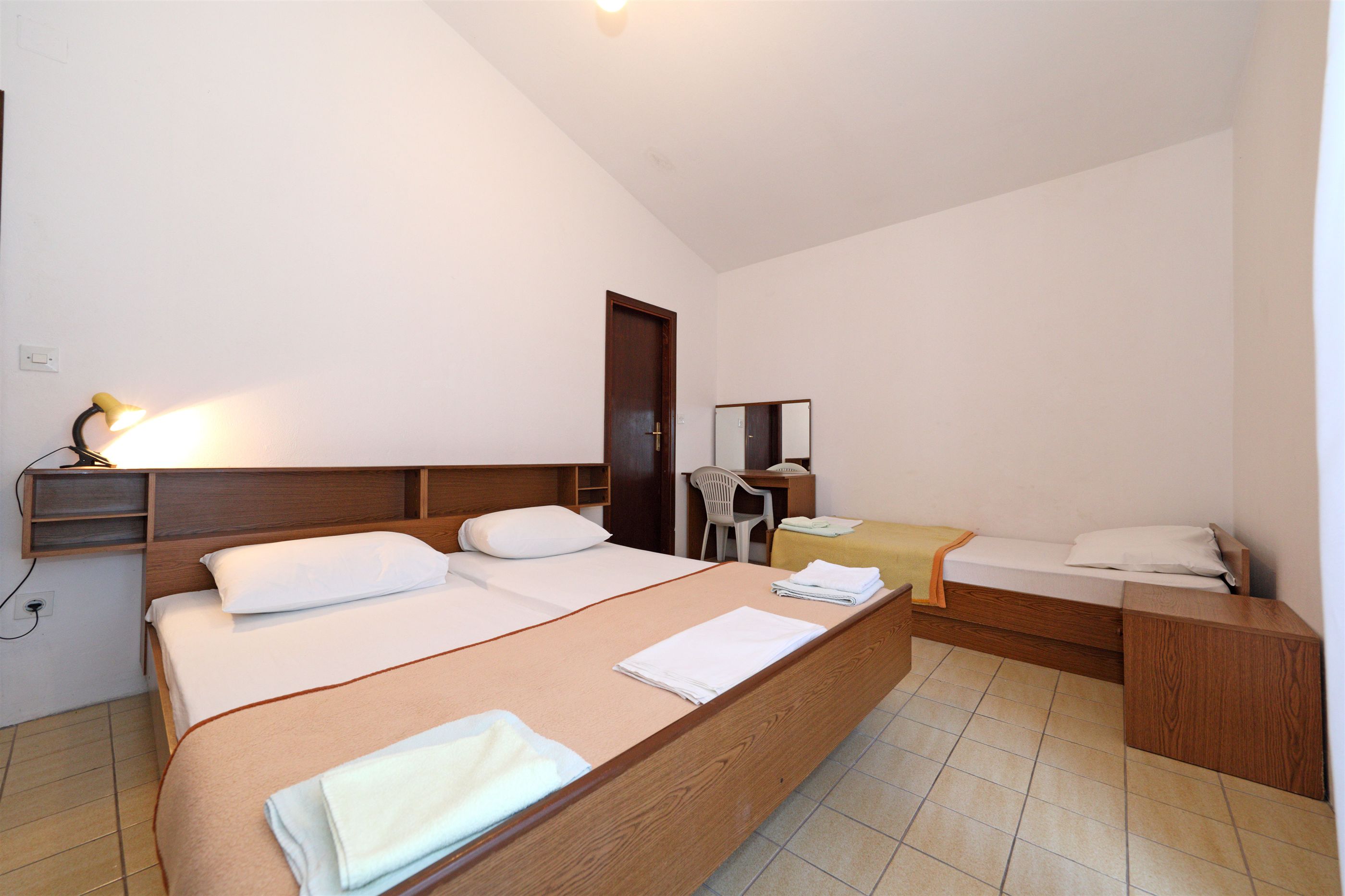Rooms Jeriko 28681-S4