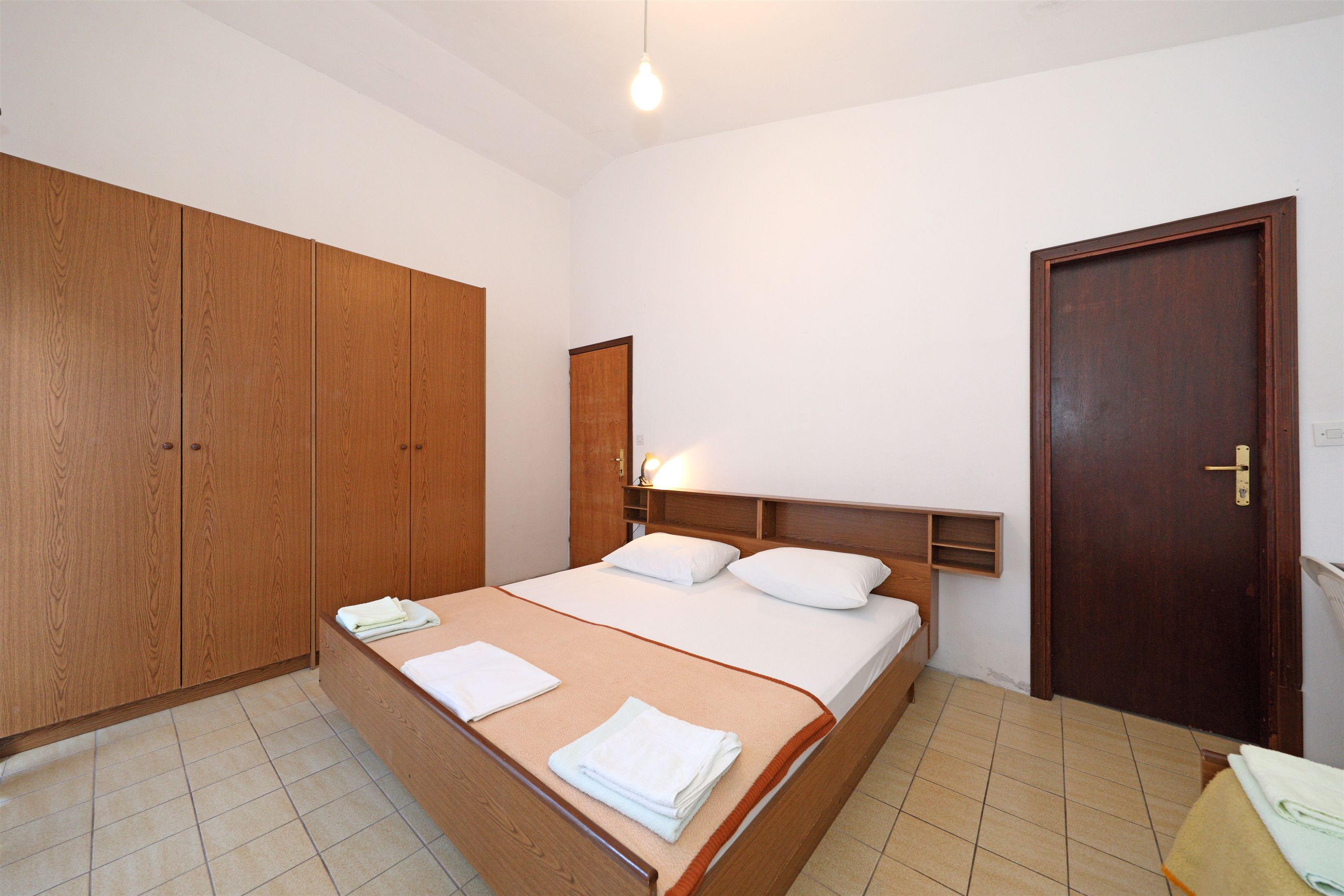 Rooms Jeriko 28681-S4