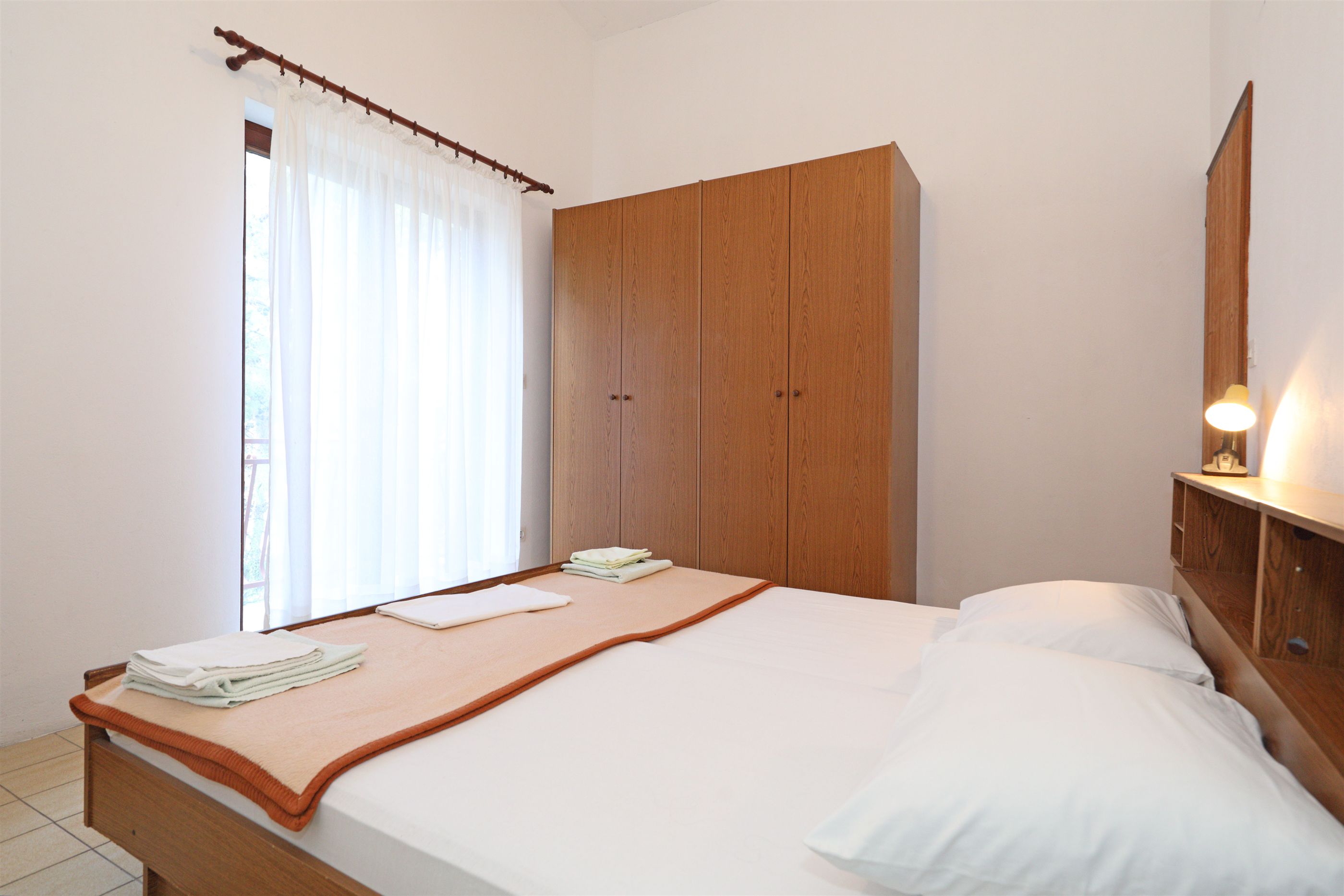 Rooms Jeriko 28681-S4