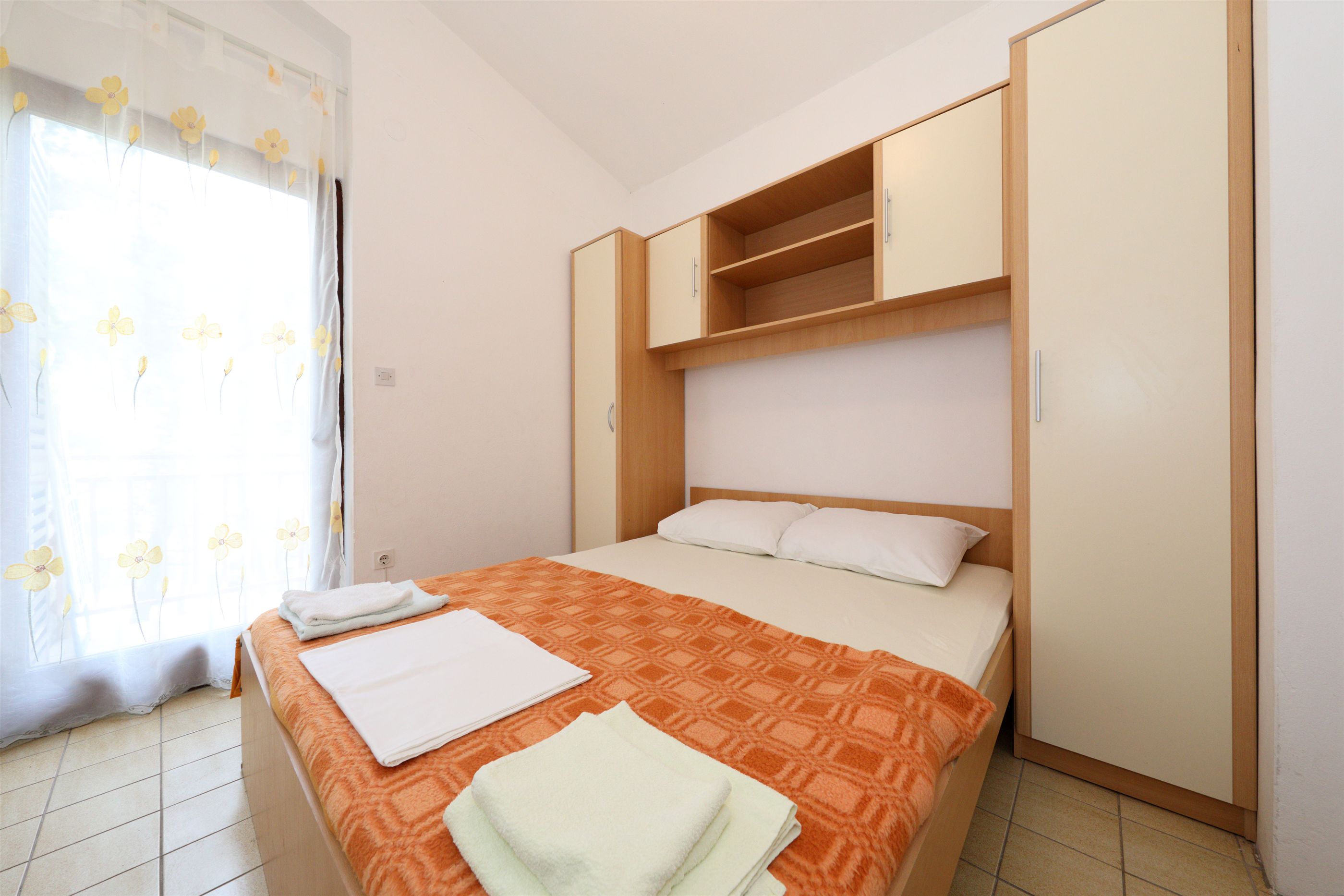 Rooms Jeriko 28681-S5