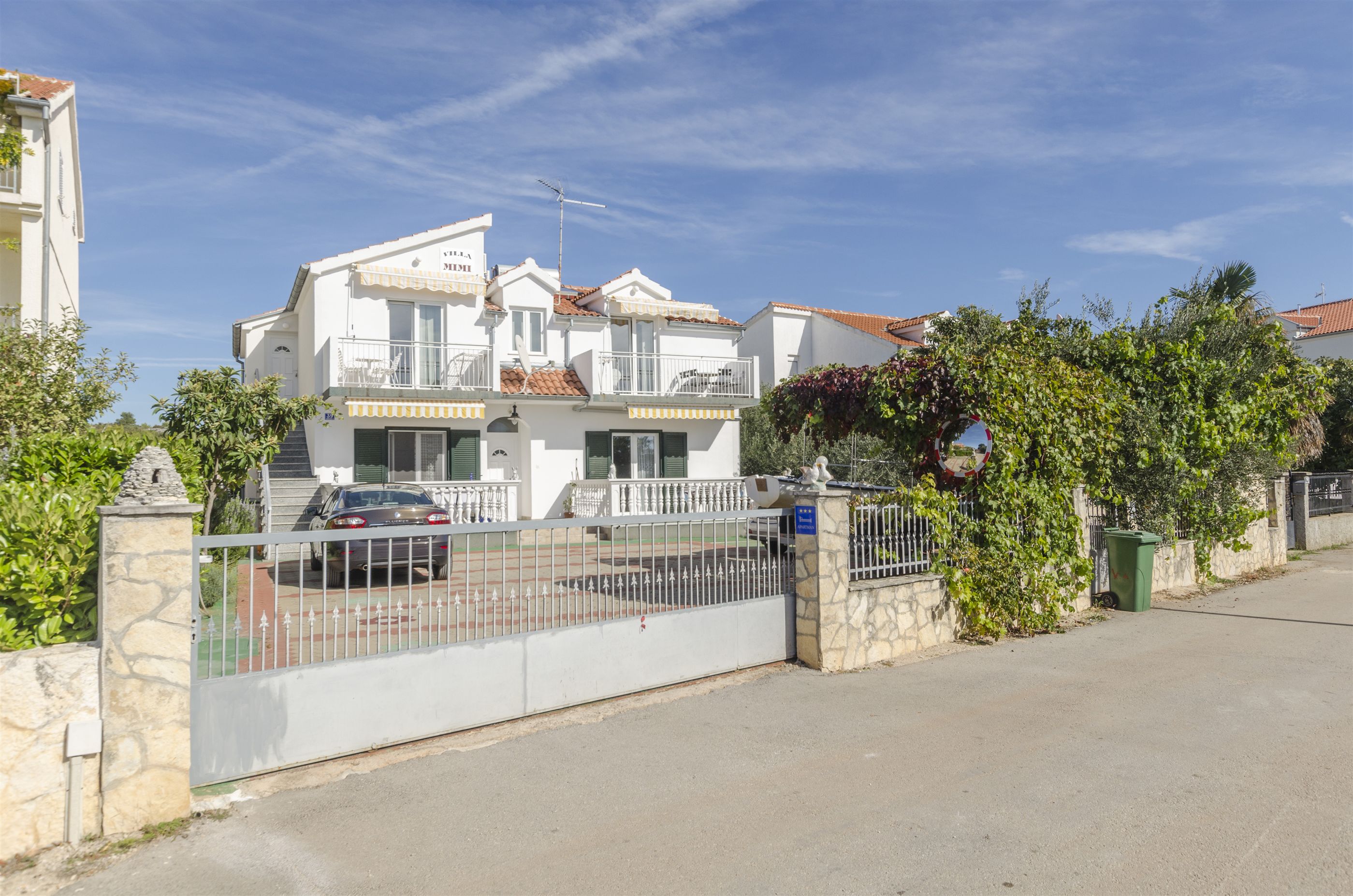 Apartments Vinko 27131-A1