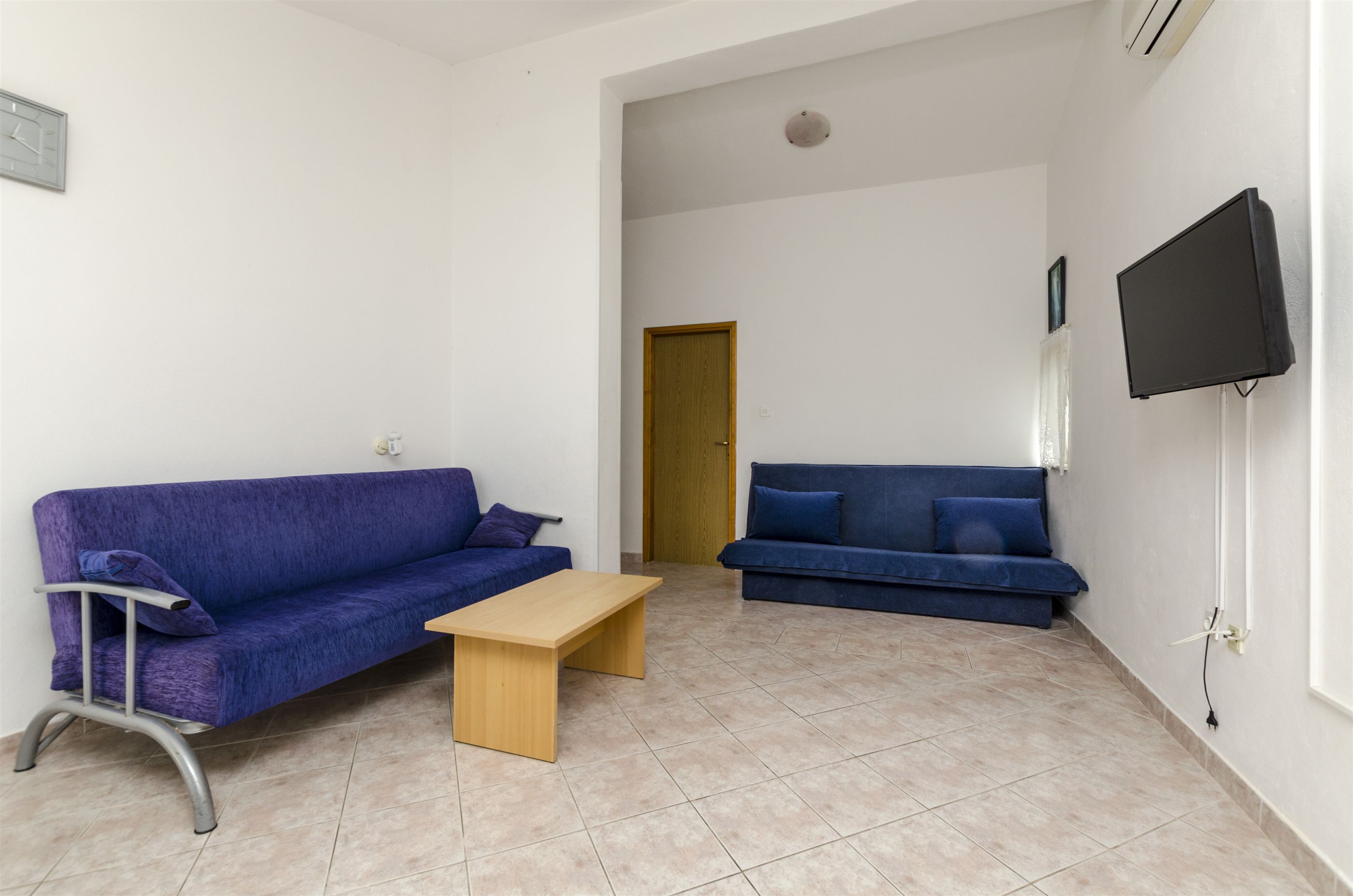 Apartments Vinko 27131-A2