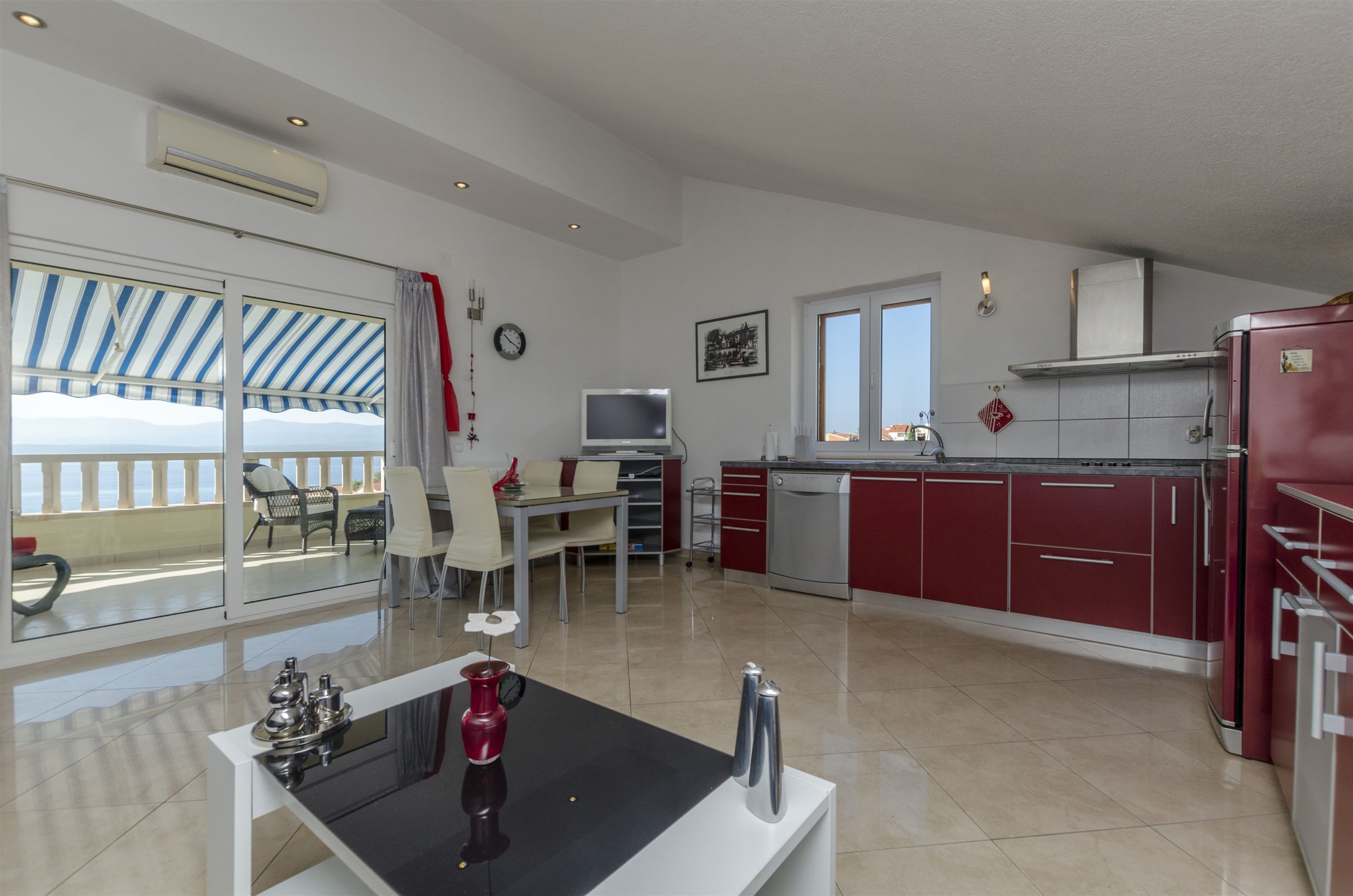Apartments and Rooms LEA 21871-A1