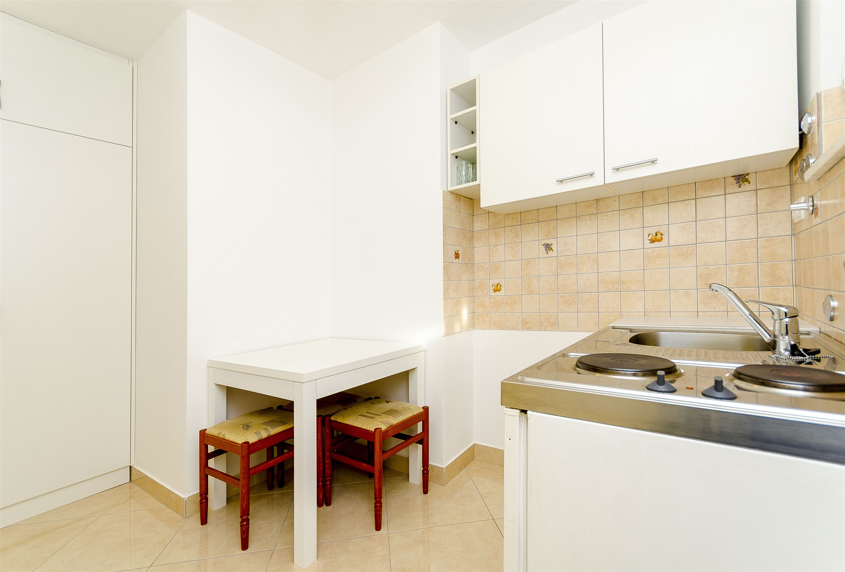 Apartments Vinko 43051-A2
