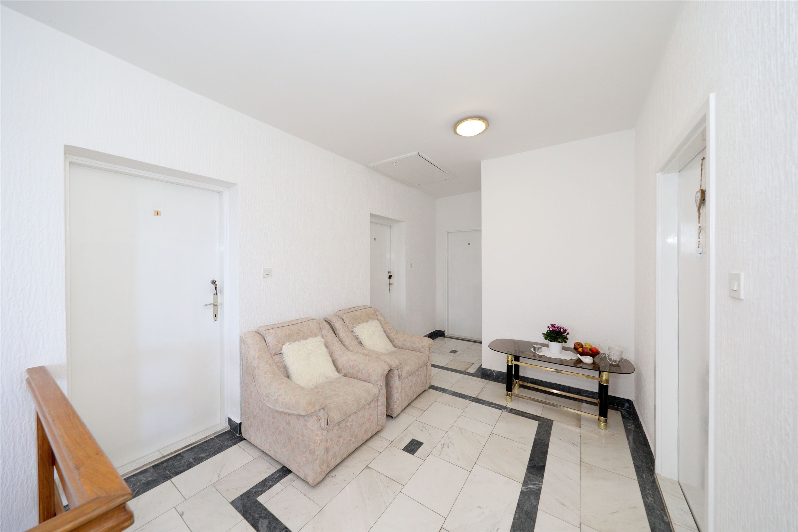 Apartments Family Gligora 25321-A1