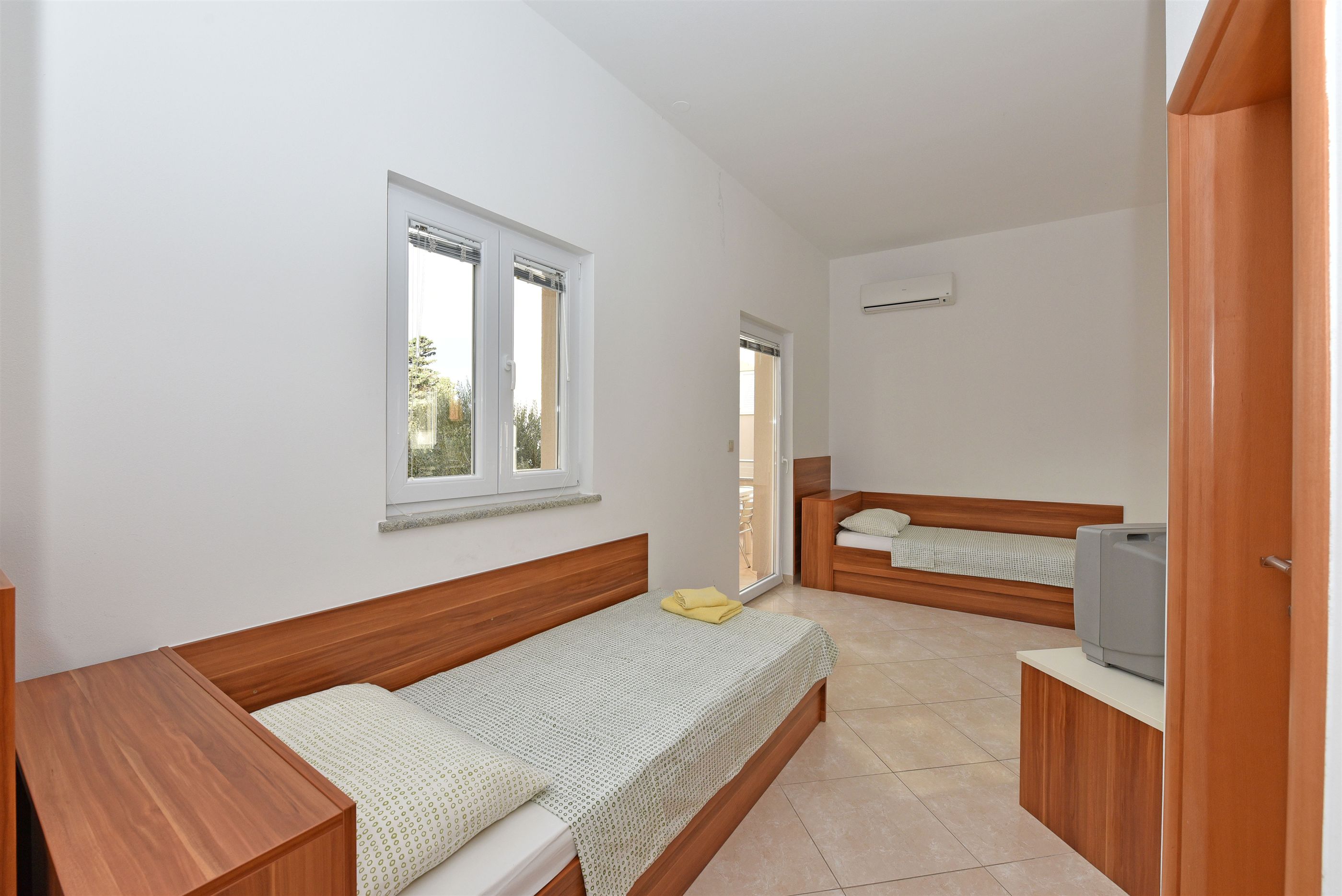 Apartments Karolina 20211-A2