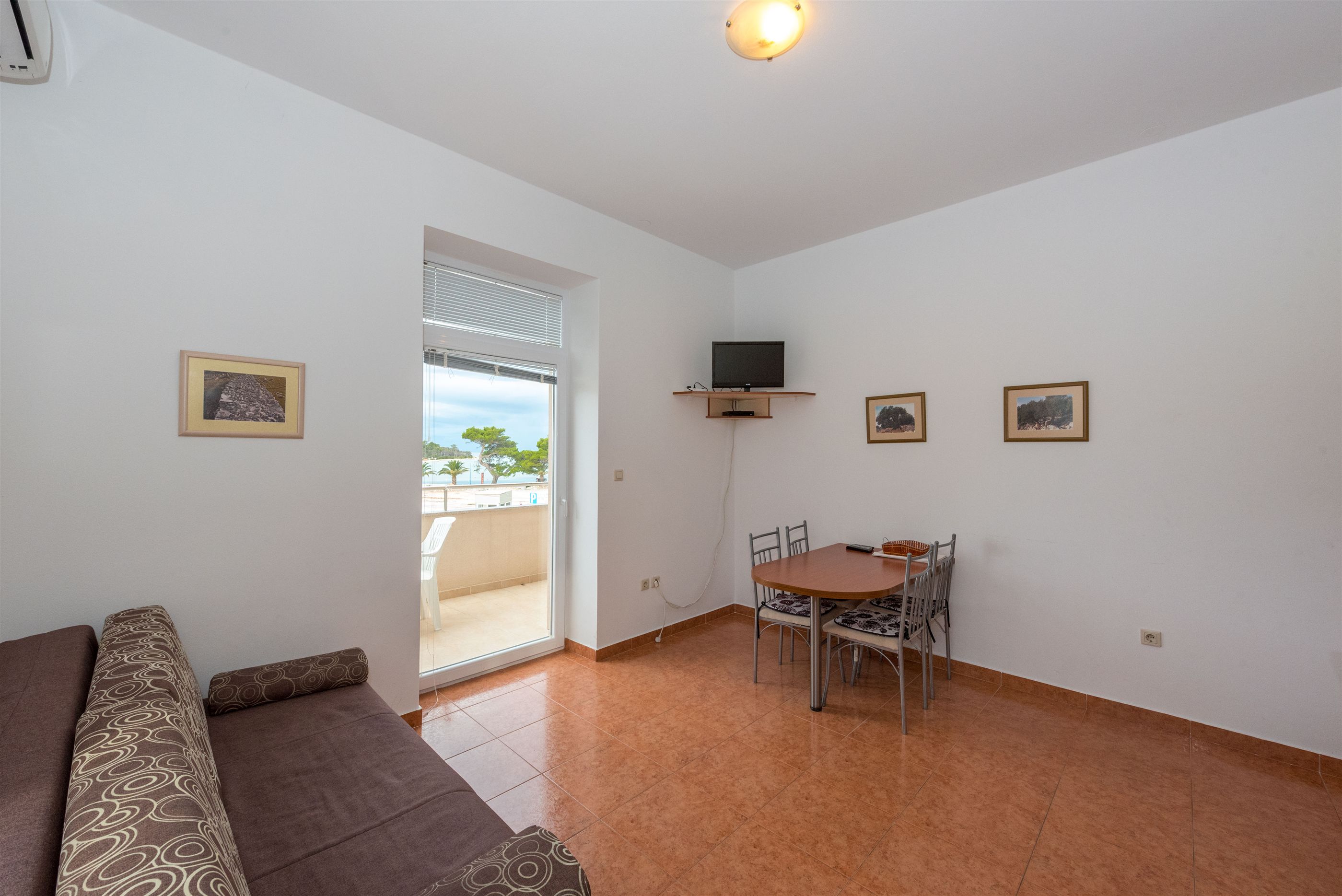 Apartments Karolina 20211-A4