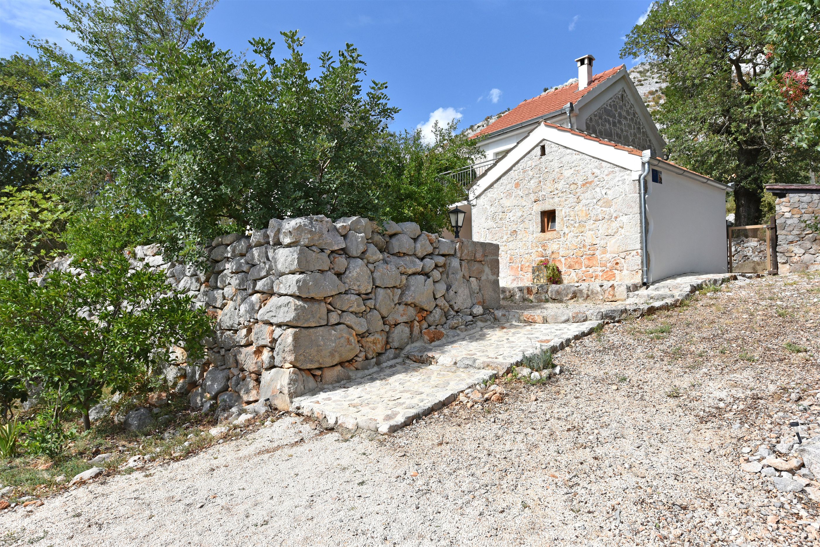 House Paklenica stone beauty K1