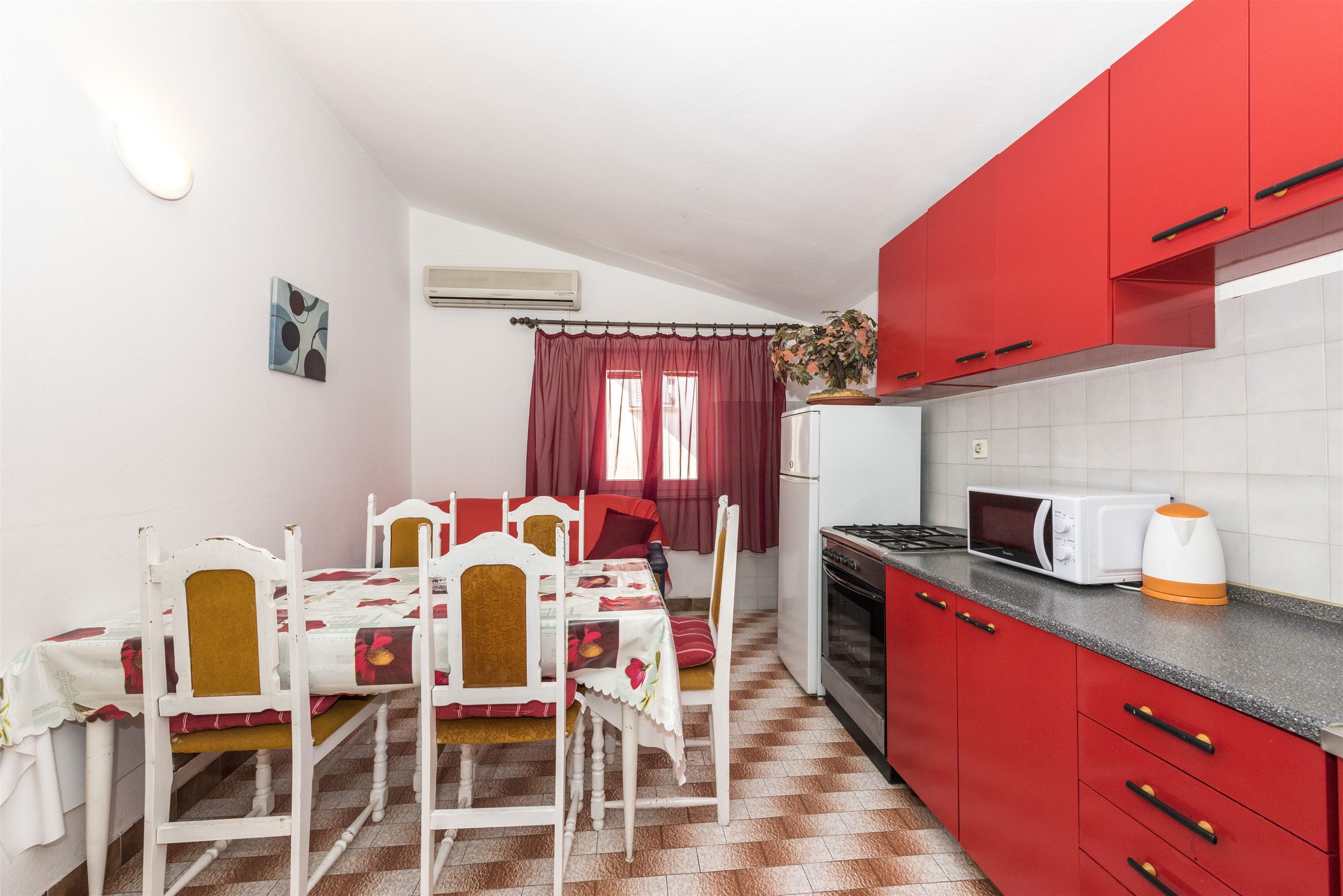 Apartments and Rooms Dragica 27021-A1