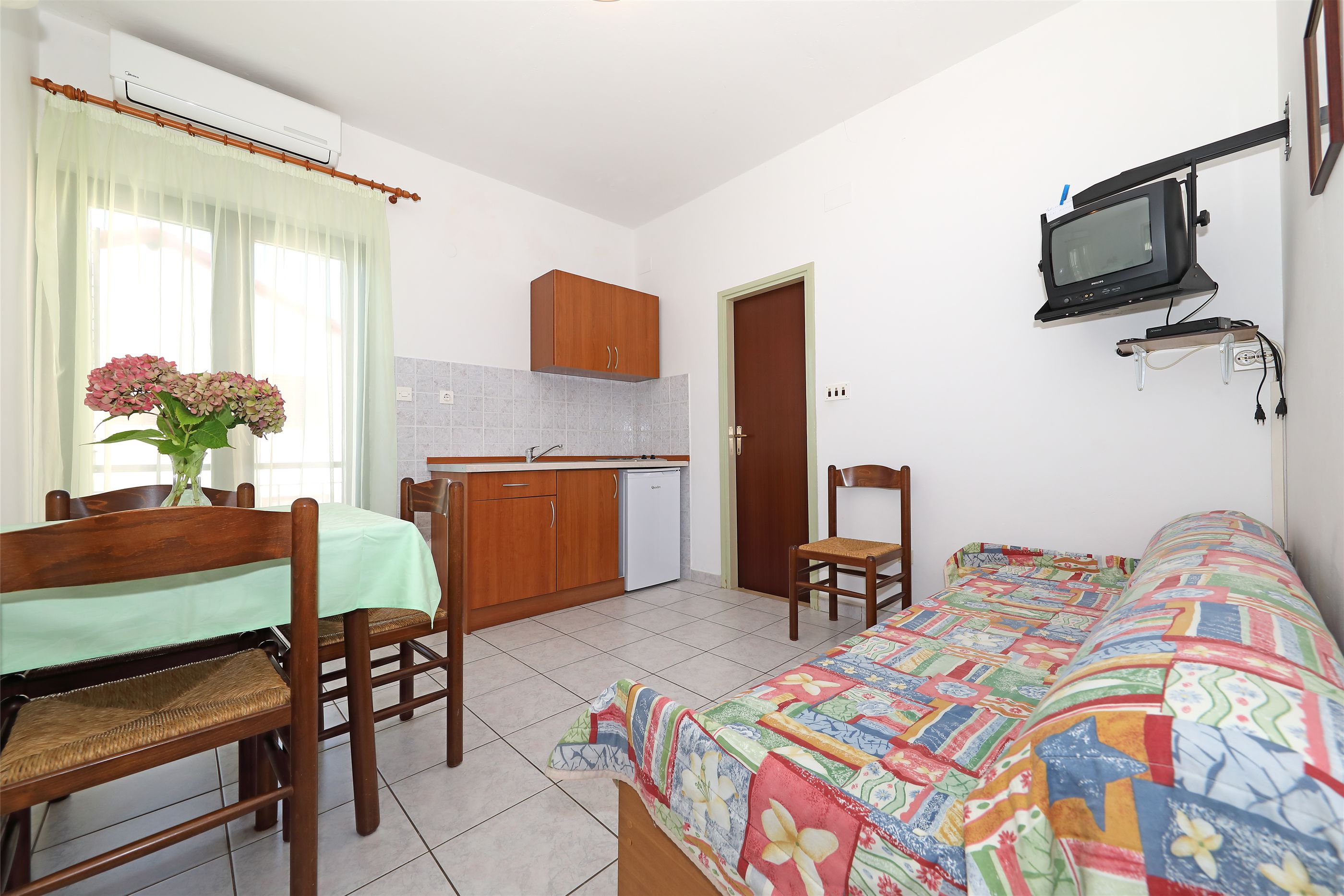 Apartments Davorka 20251-A1