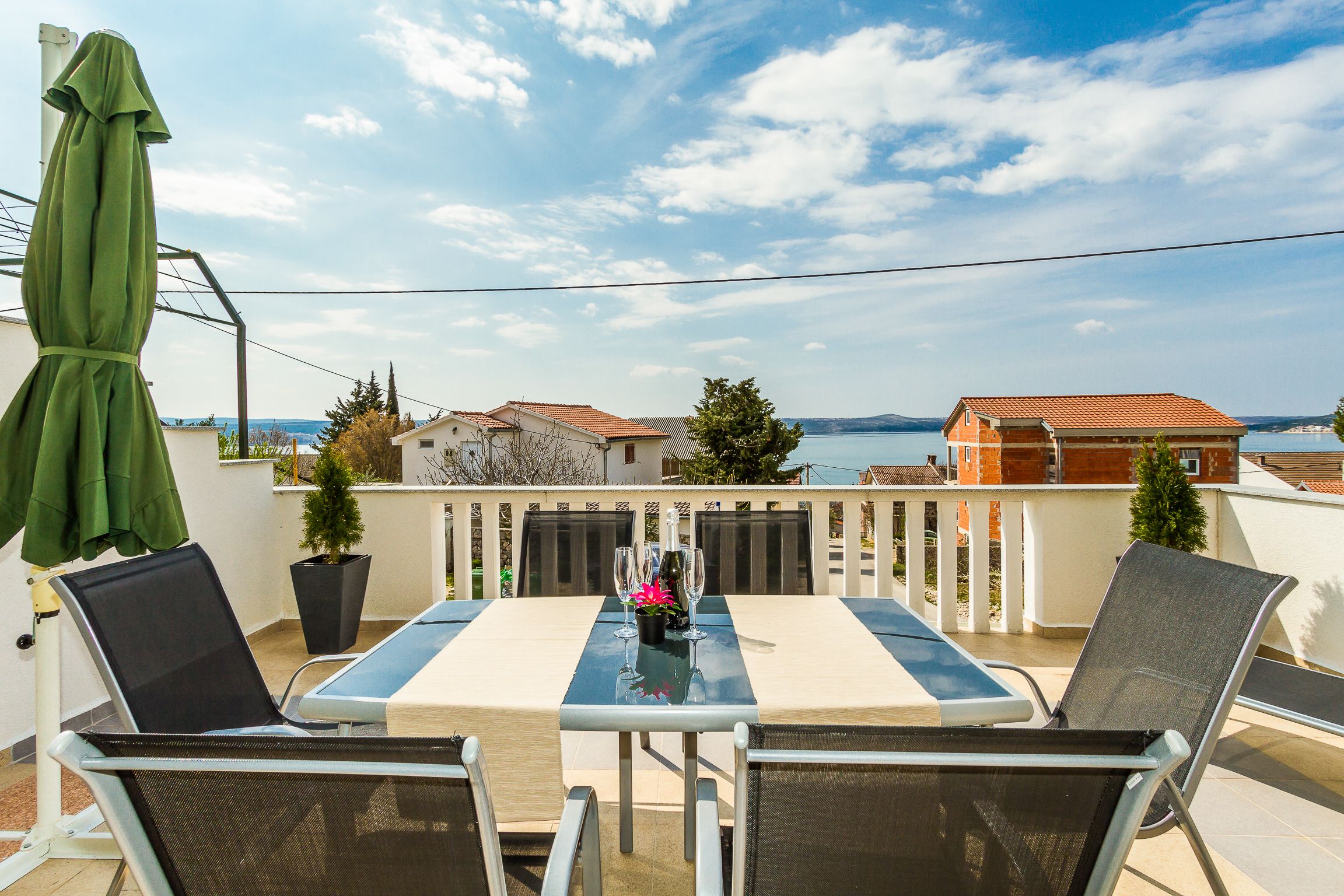 Apartments Bregovec Maslenica 14491-A1