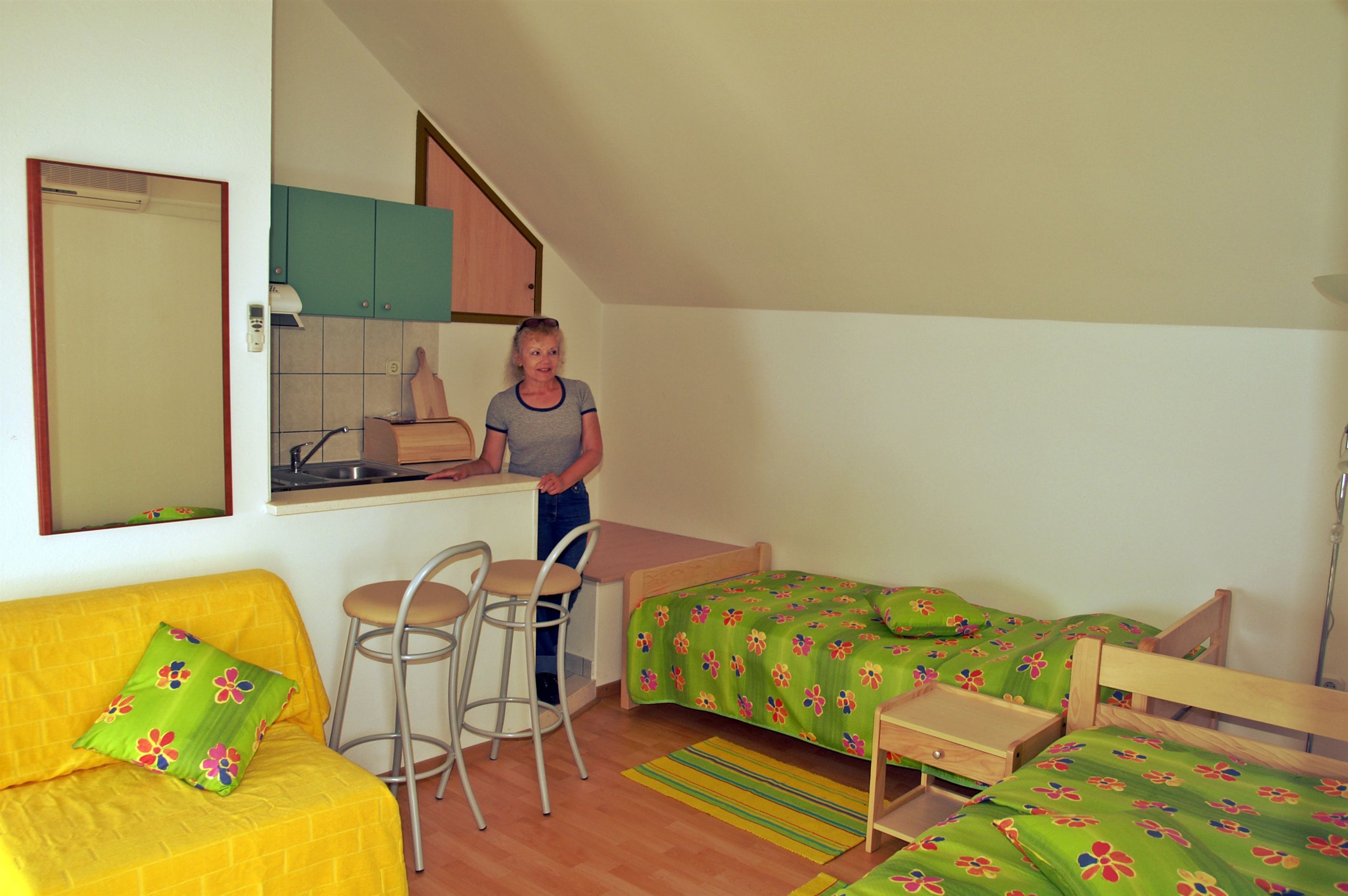 Apartment and Room Silvana 12081-A1