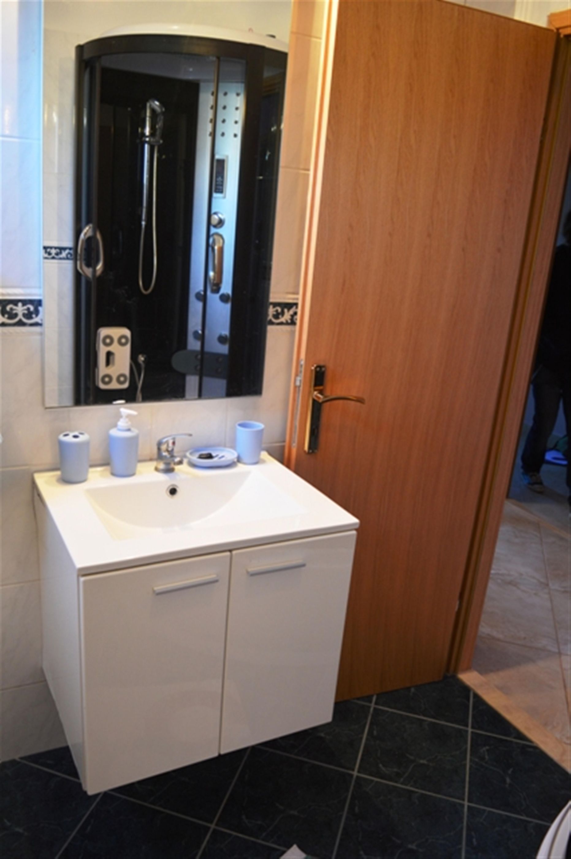 Apartments Mladen 45211-A3