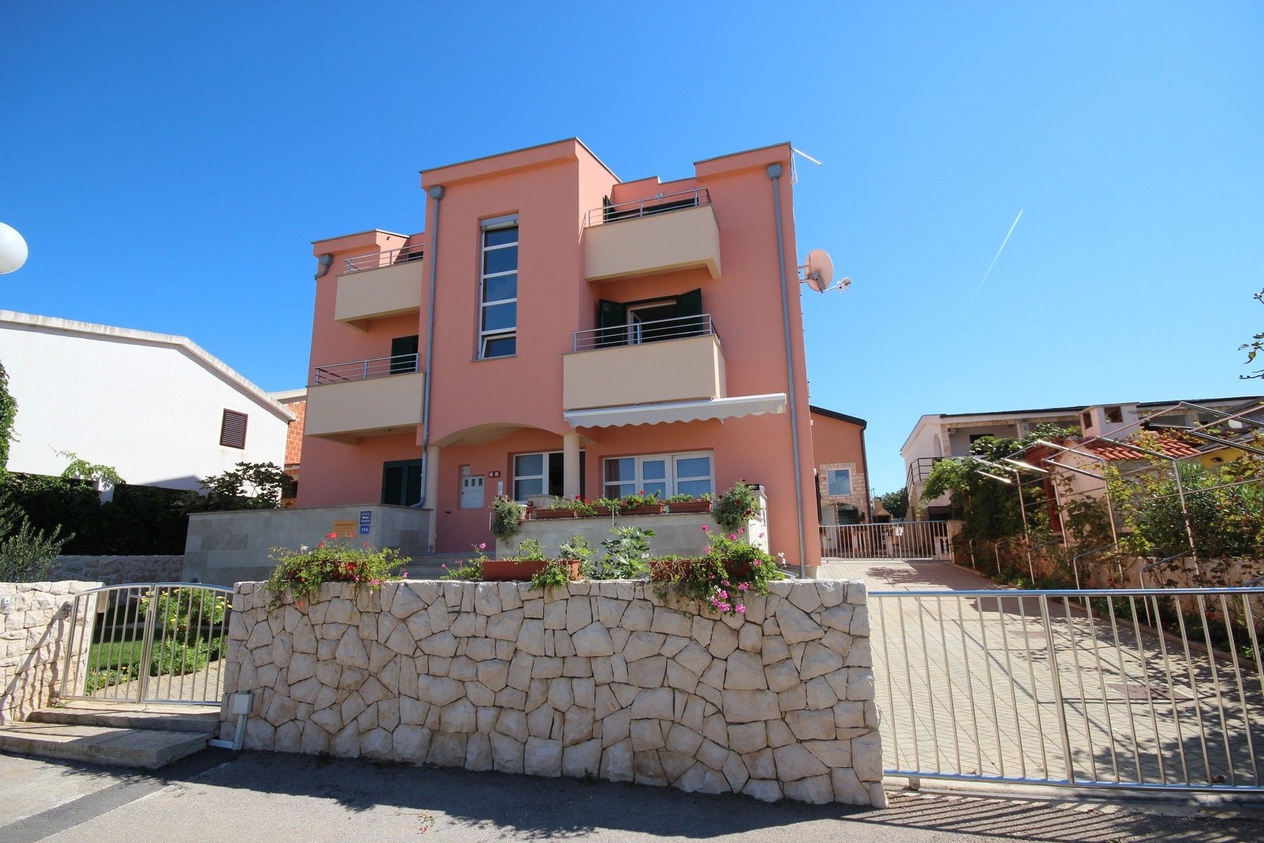 Apartments Barisic Accommodation in Vir