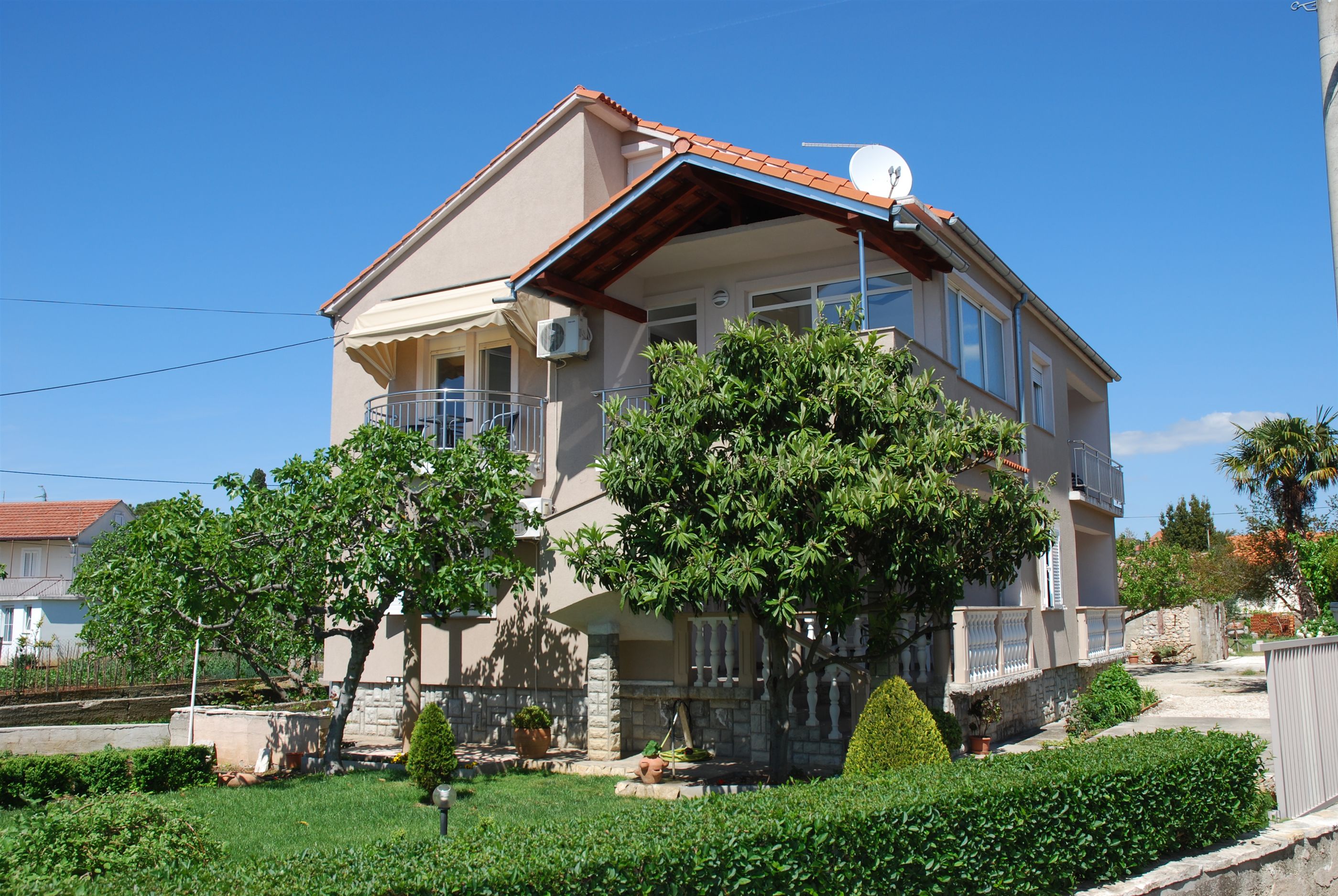 Apartments Marko 16566-A1
