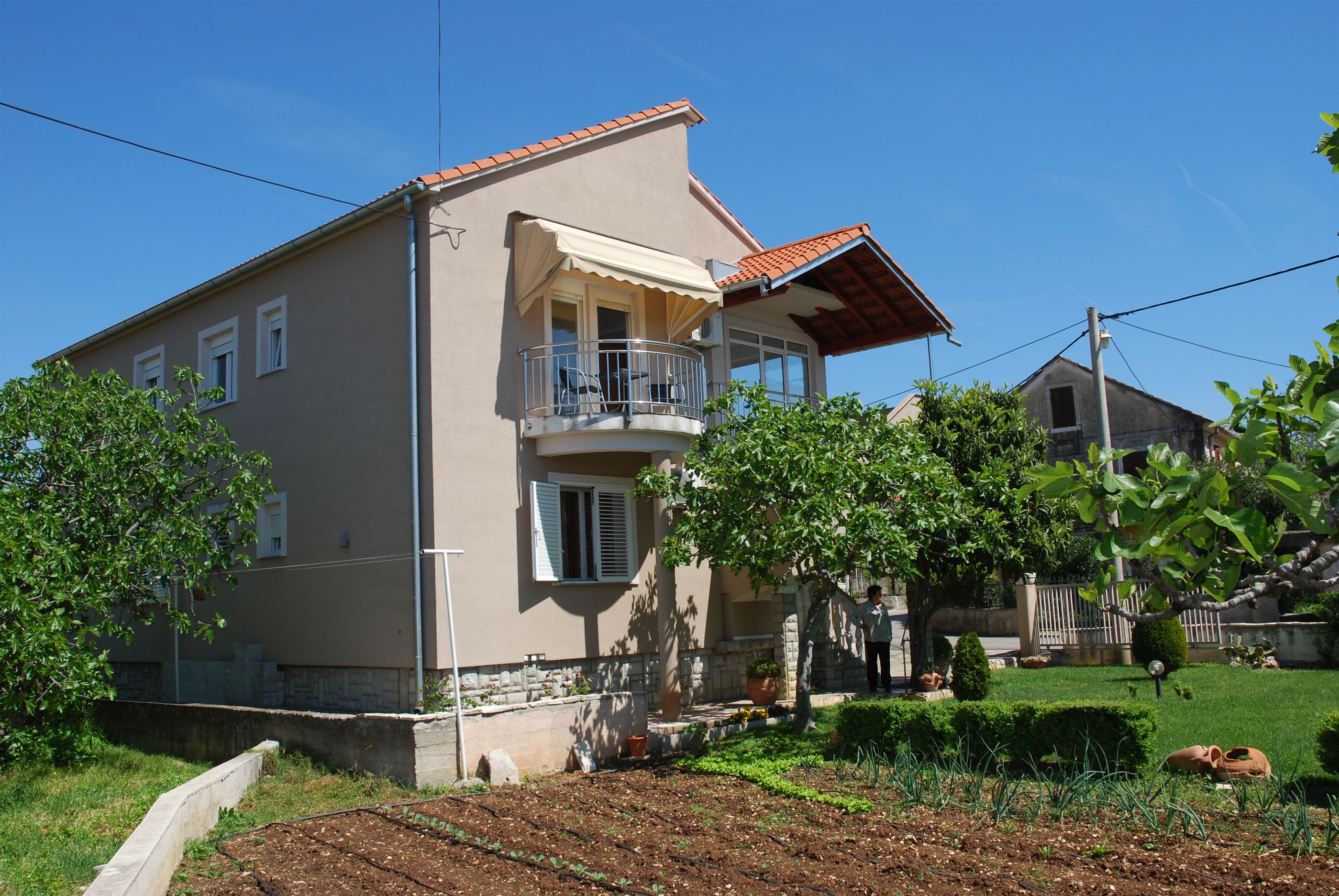 Apartments Marko 16566-A1
