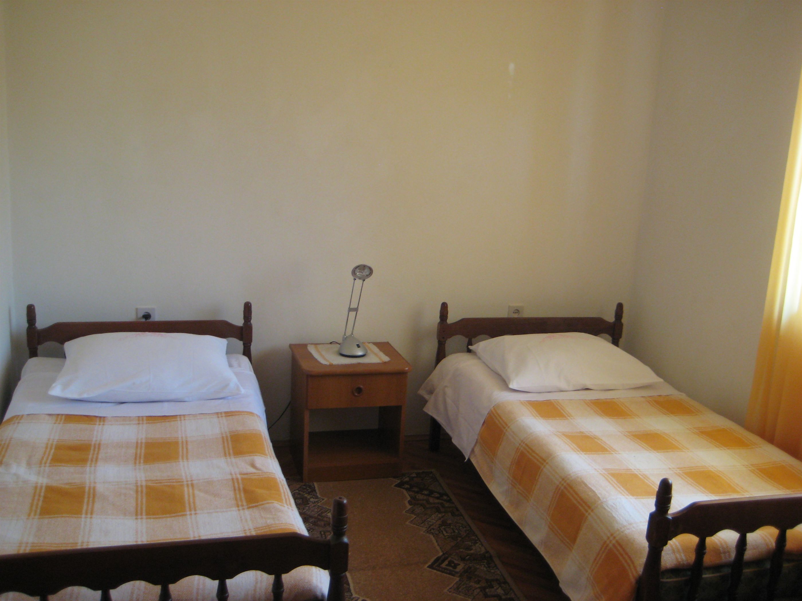Apartments Biserka 17761-A2