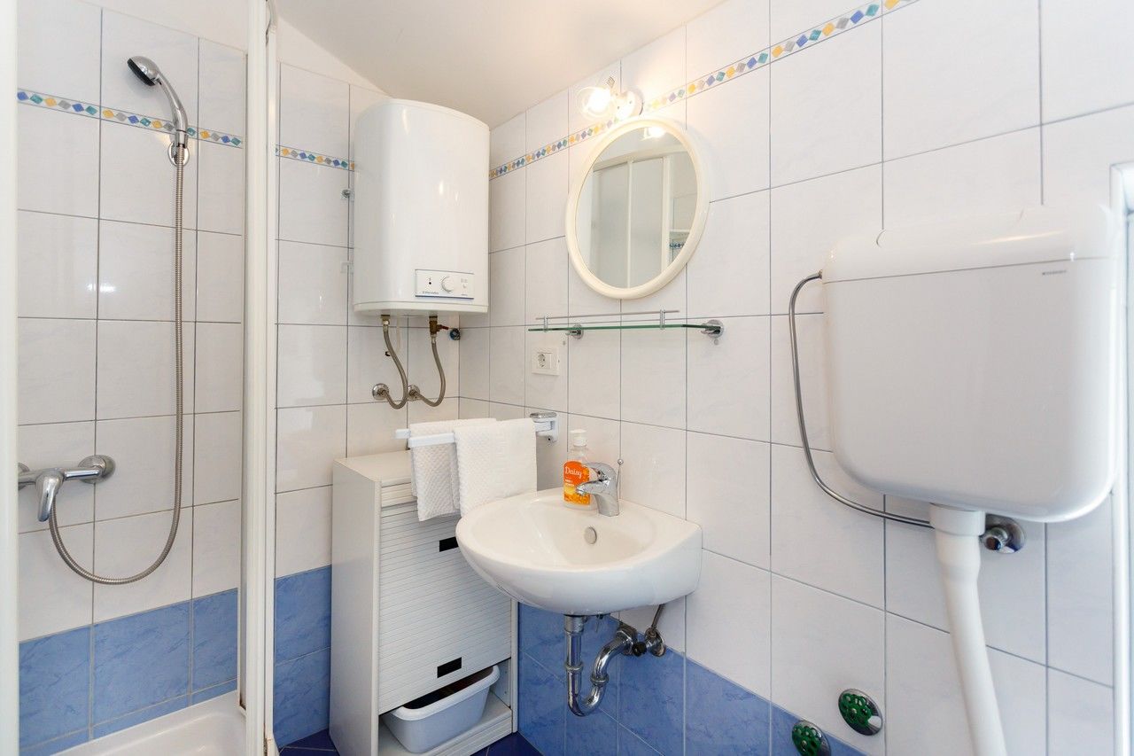Apartment Branko 63803-A1