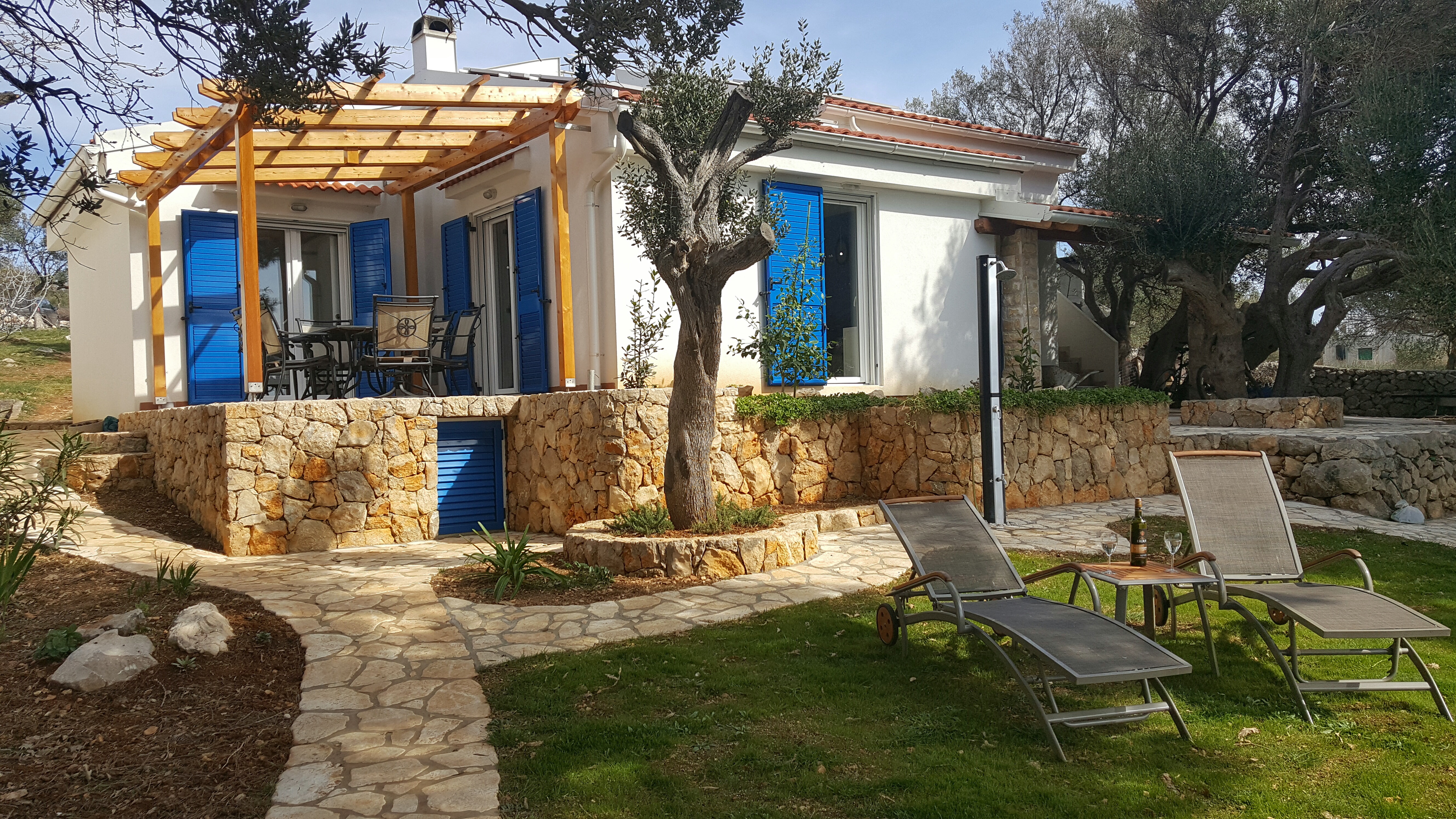 House Dubravka 57731-K1
