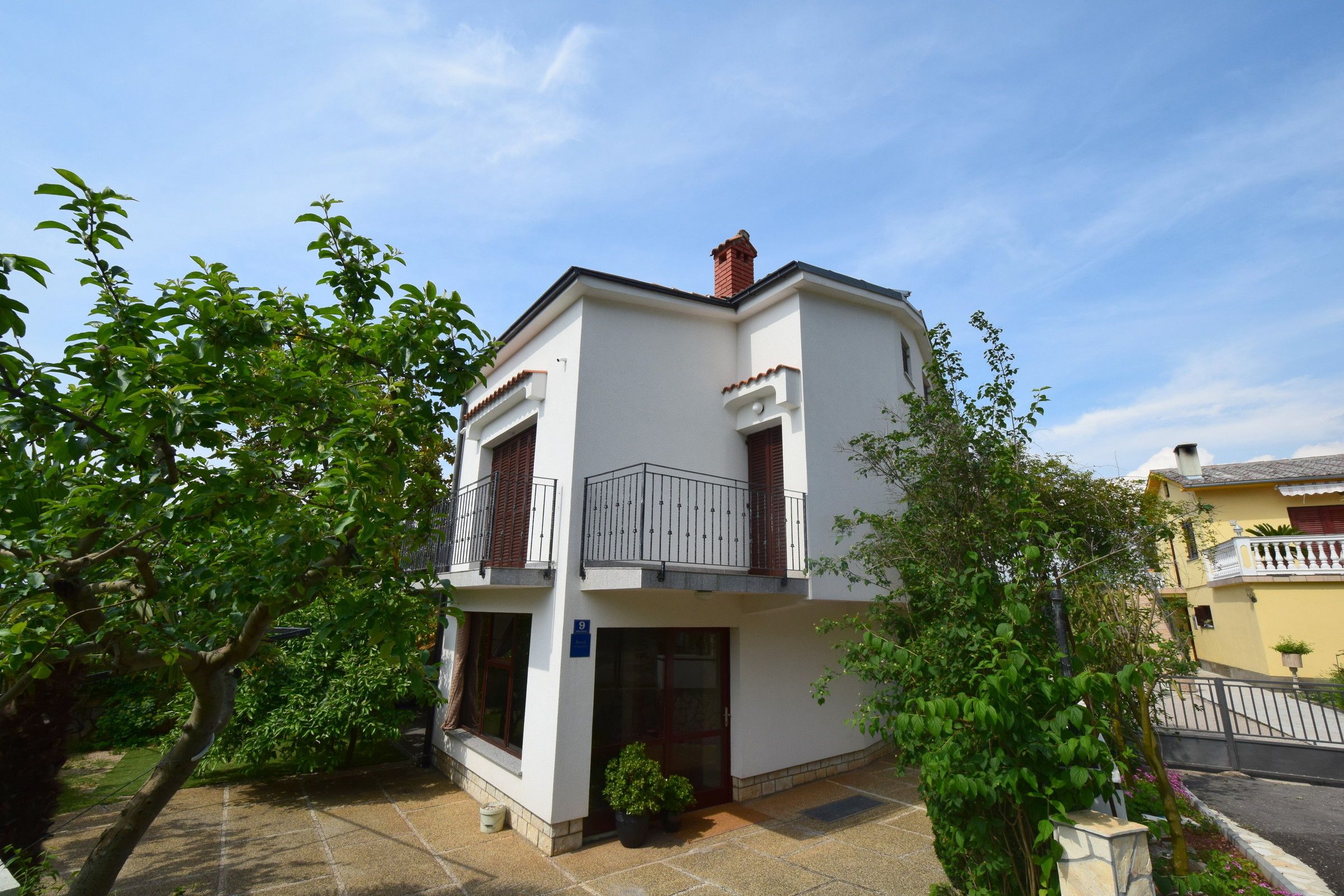 Apartment Mirjana 63311-A1