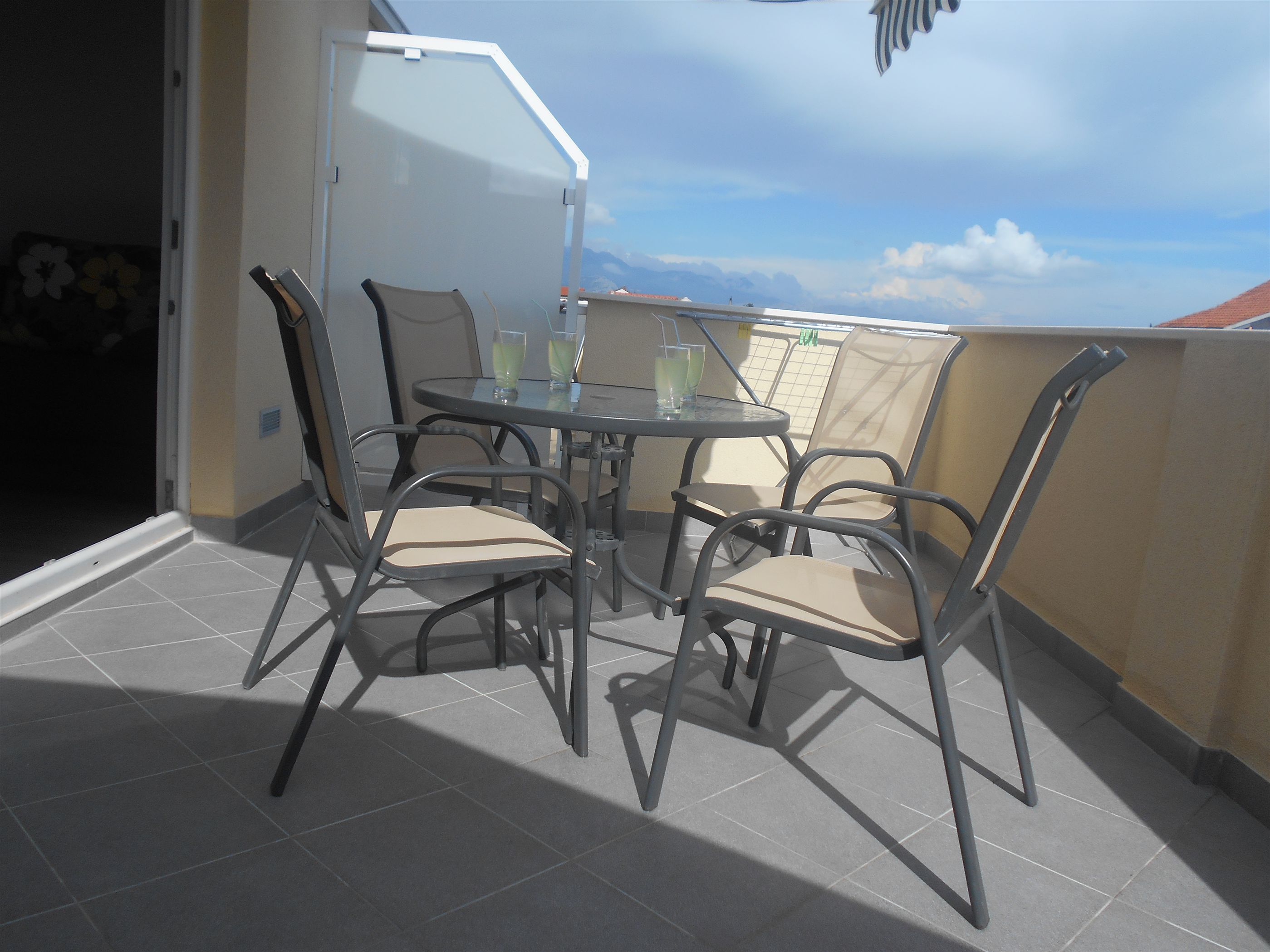 Apartments Boško 47401-A2