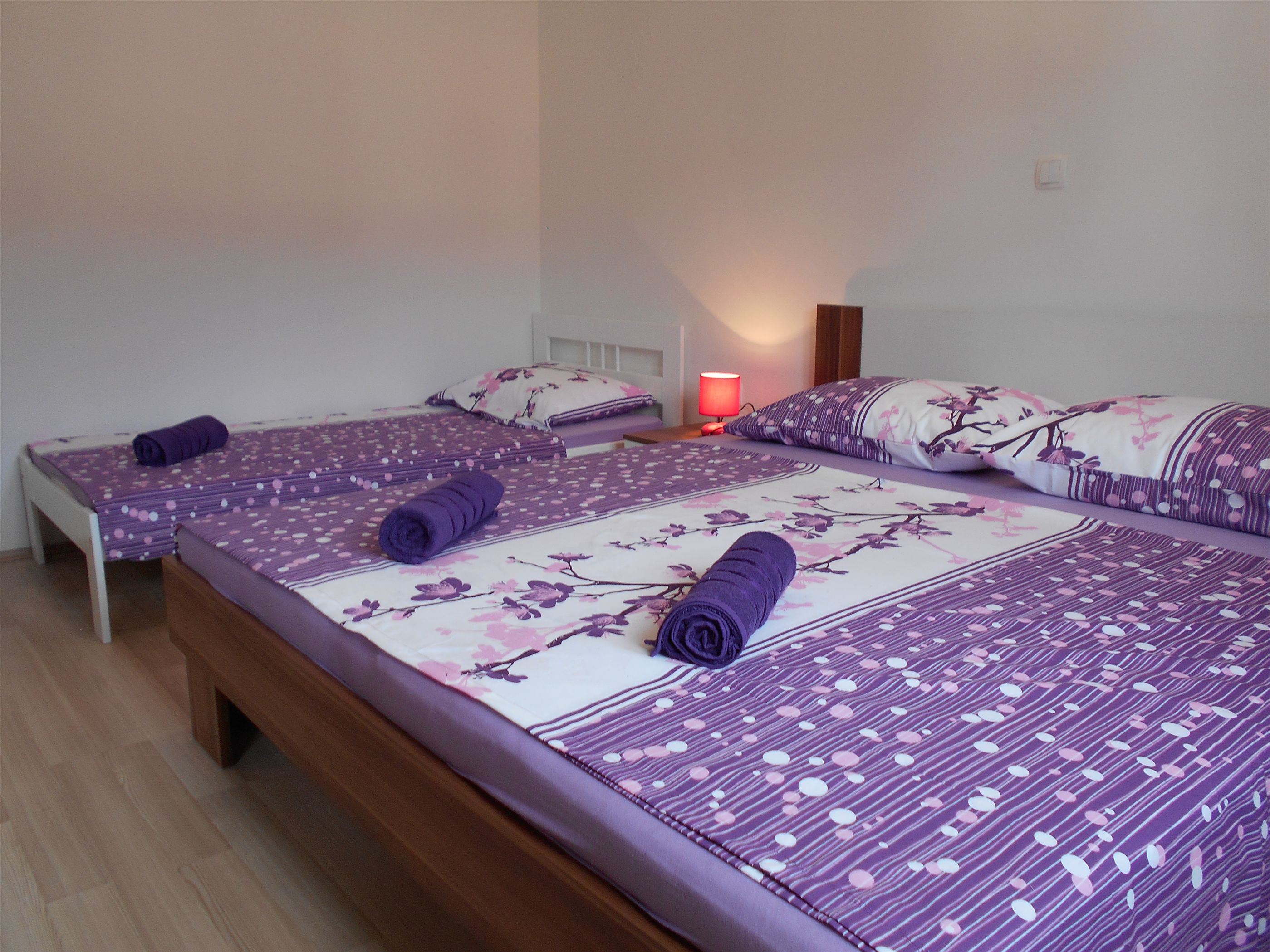 Apartments Boško 47401-A2