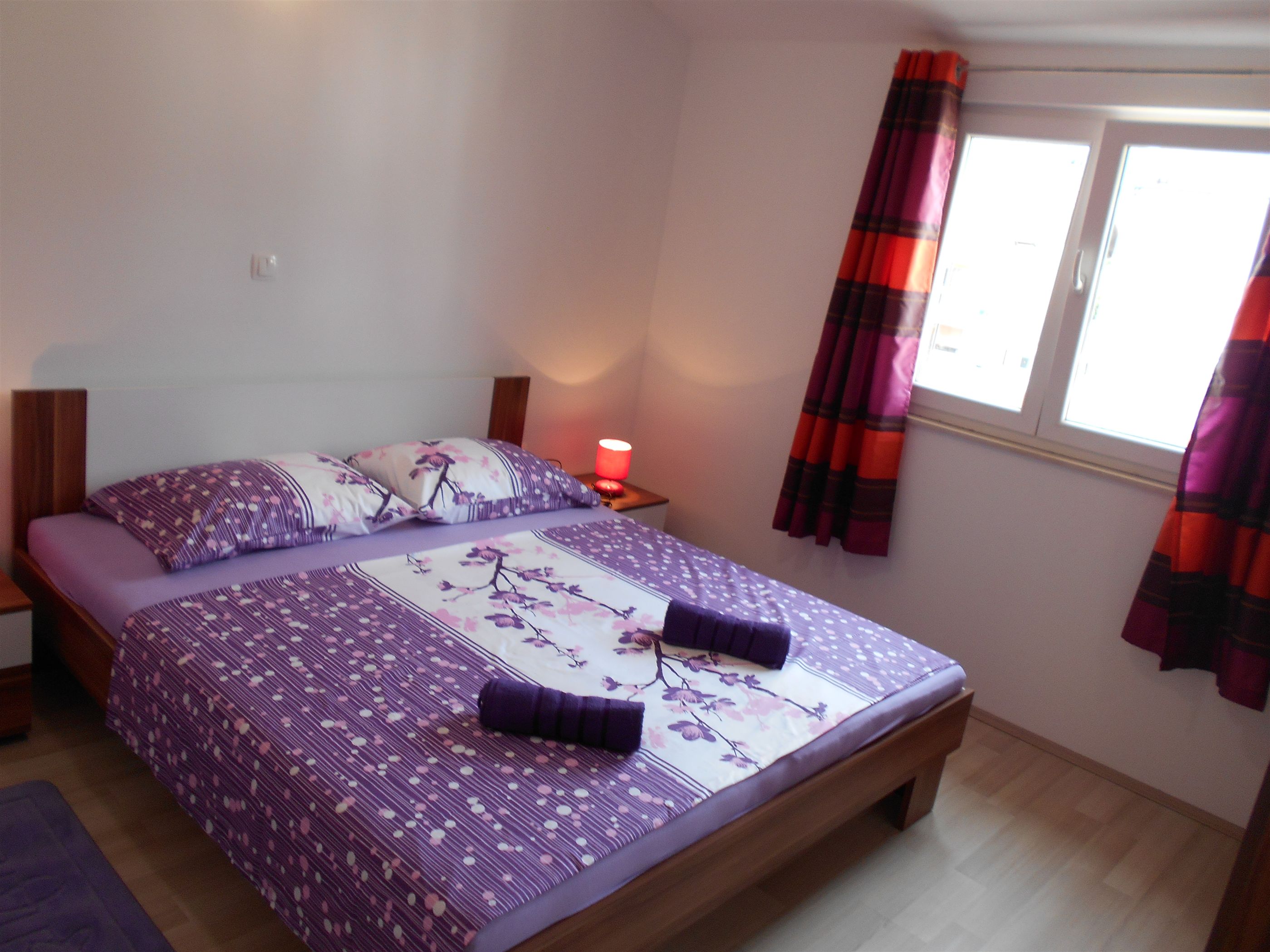 Apartments Boško 47401-A2
