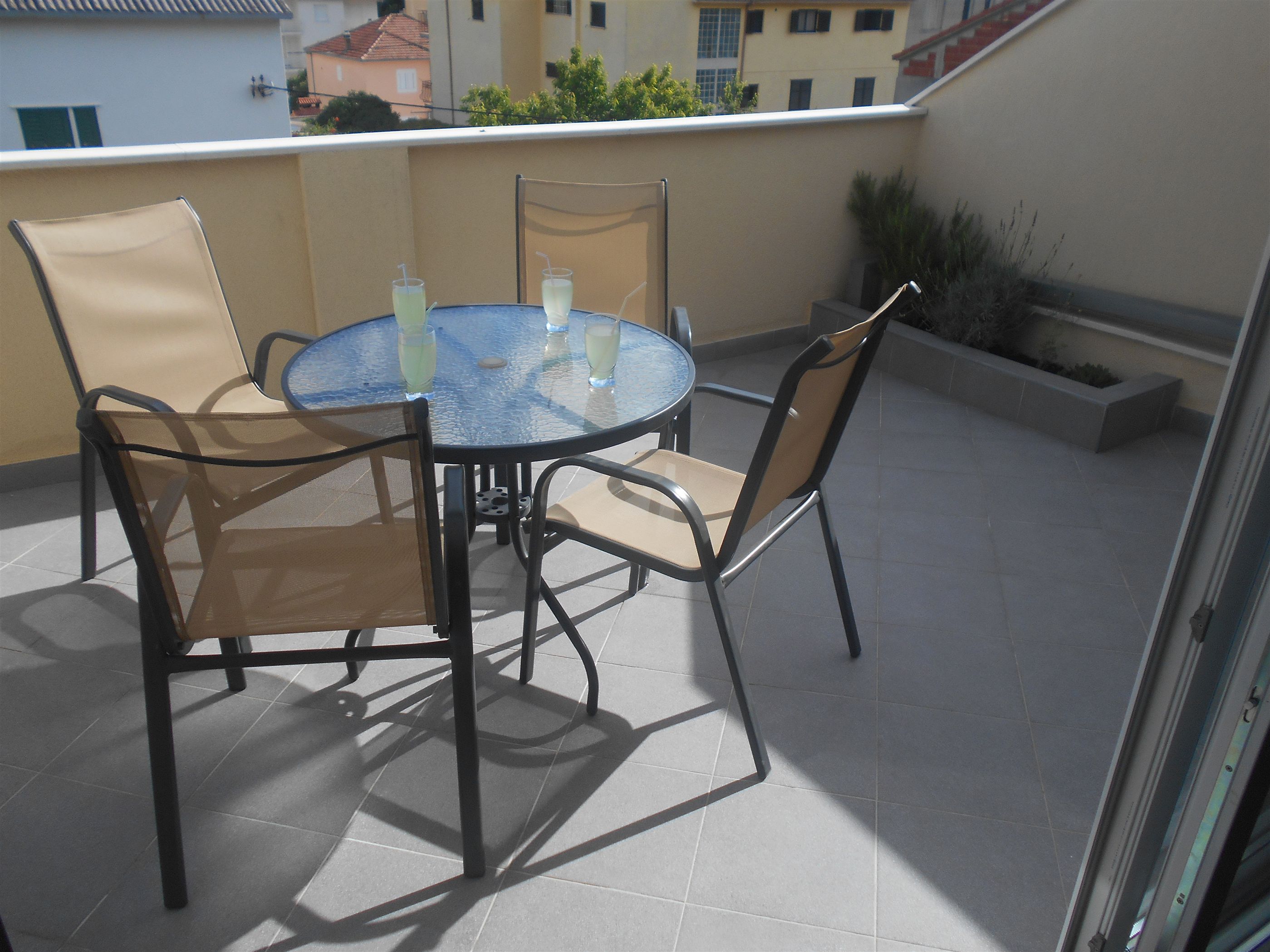 Apartments Boško 47401-A2