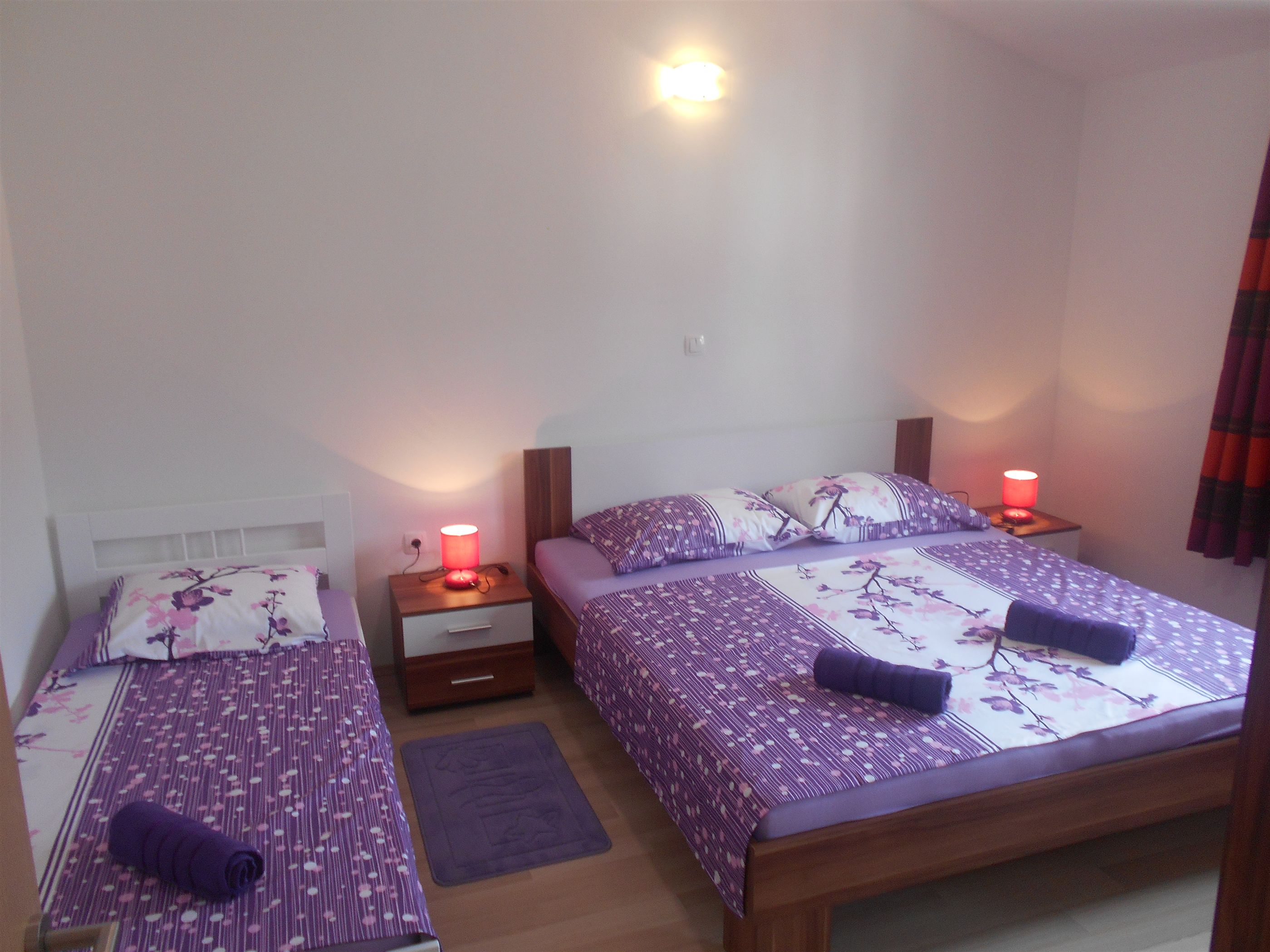 Apartments Boško 47401-A2