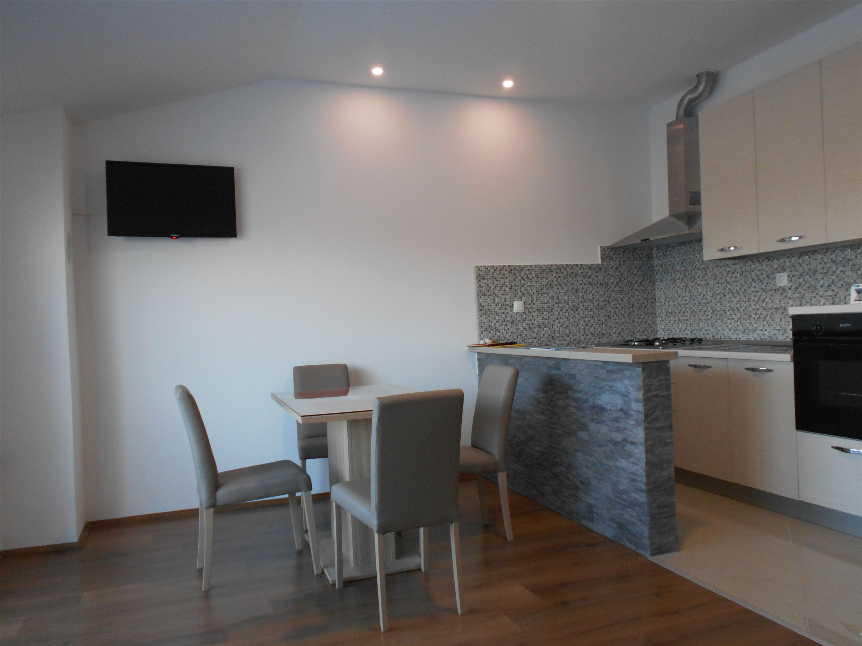 Apartments Boško 47401-A2